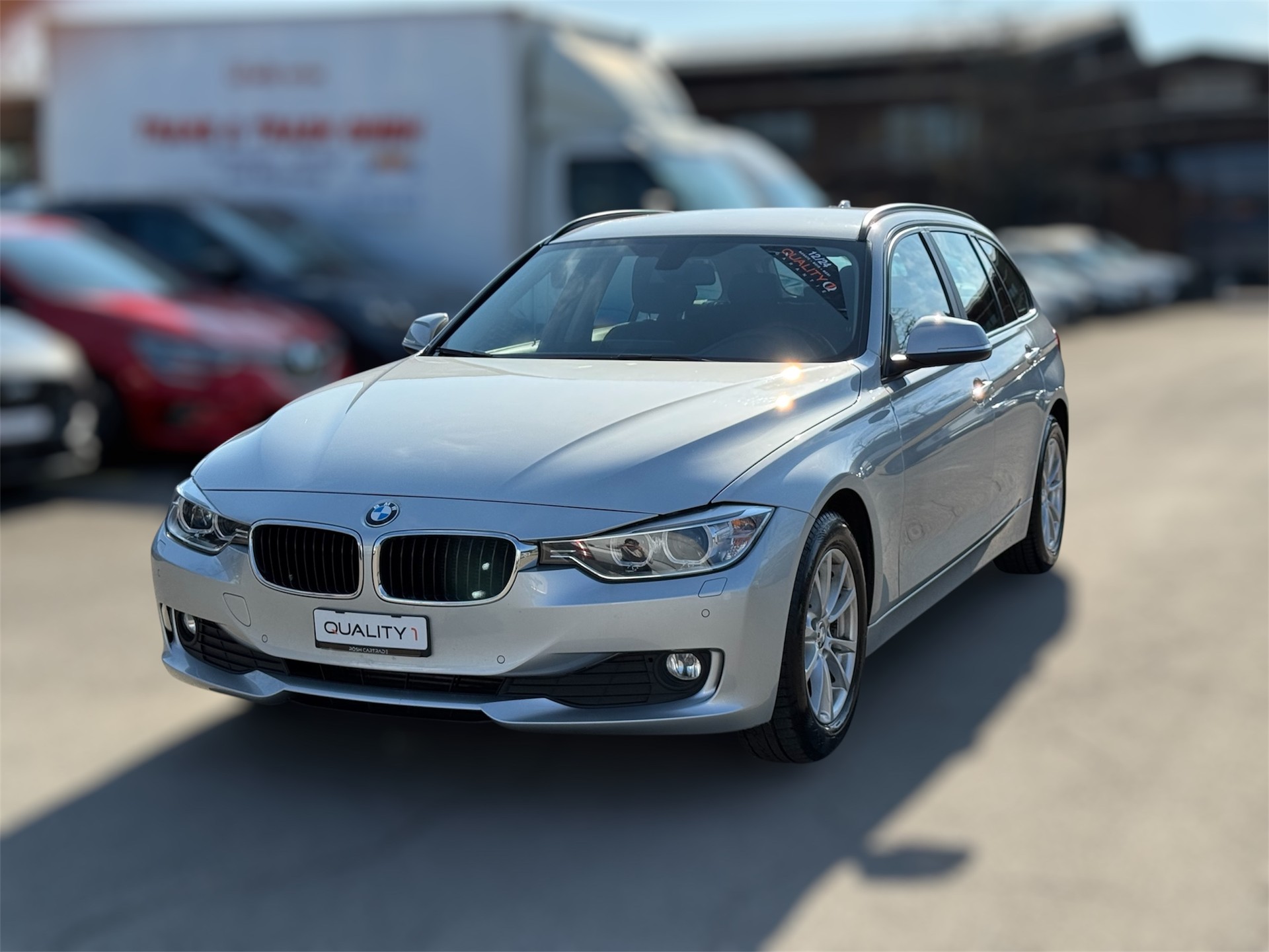 BMW 318d Touring Steptronic-image-9