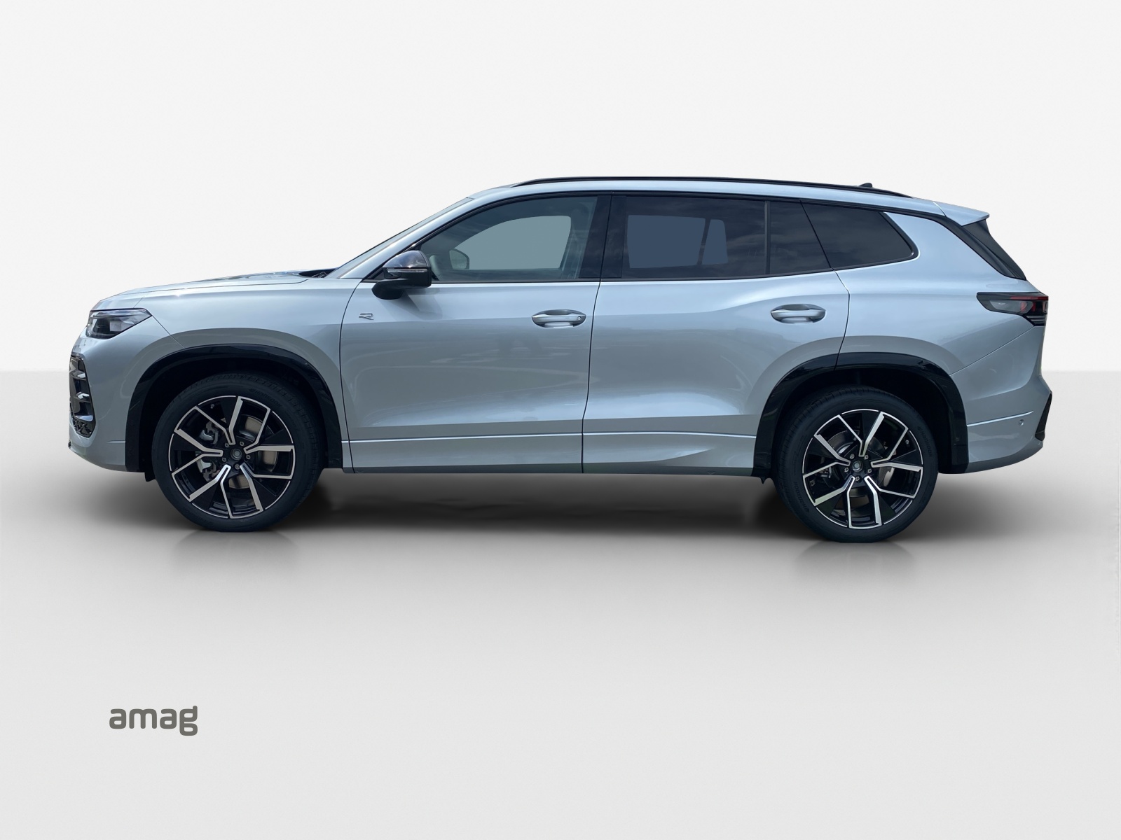 VW Tayron 2.0 TSI R-Line DSG 4Motion-image-1