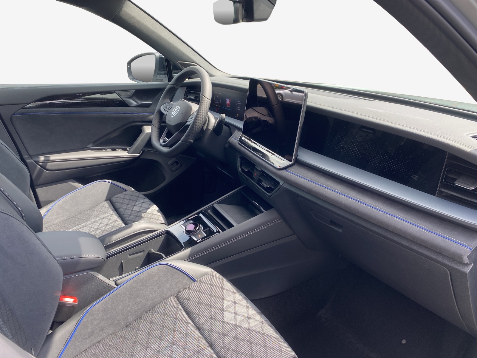 VW Tayron 2.0 TSI R-Line DSG 4Motion-image-13