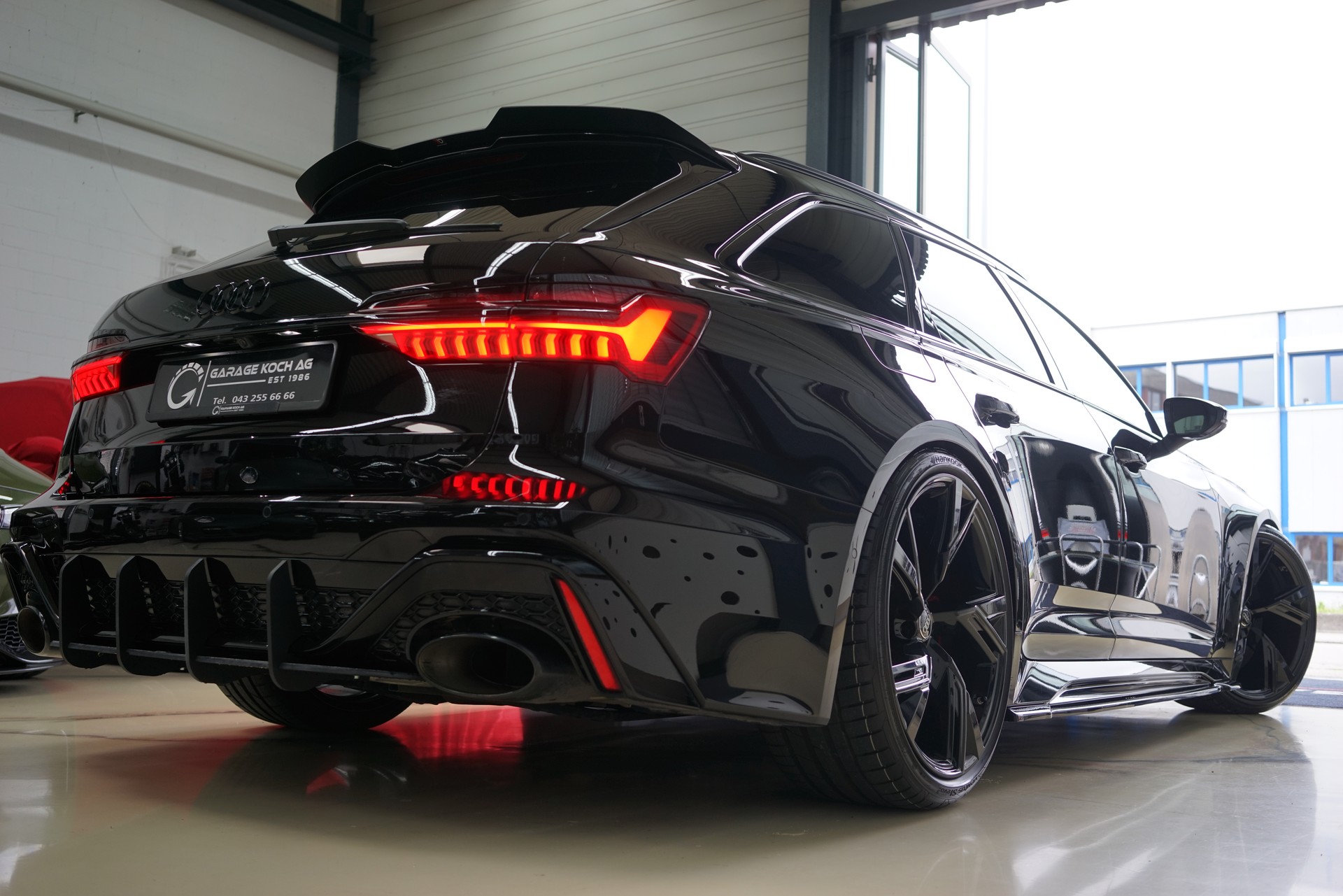 AUDI RS6 Avant 4.0 TFSI V8 quattro-image-9