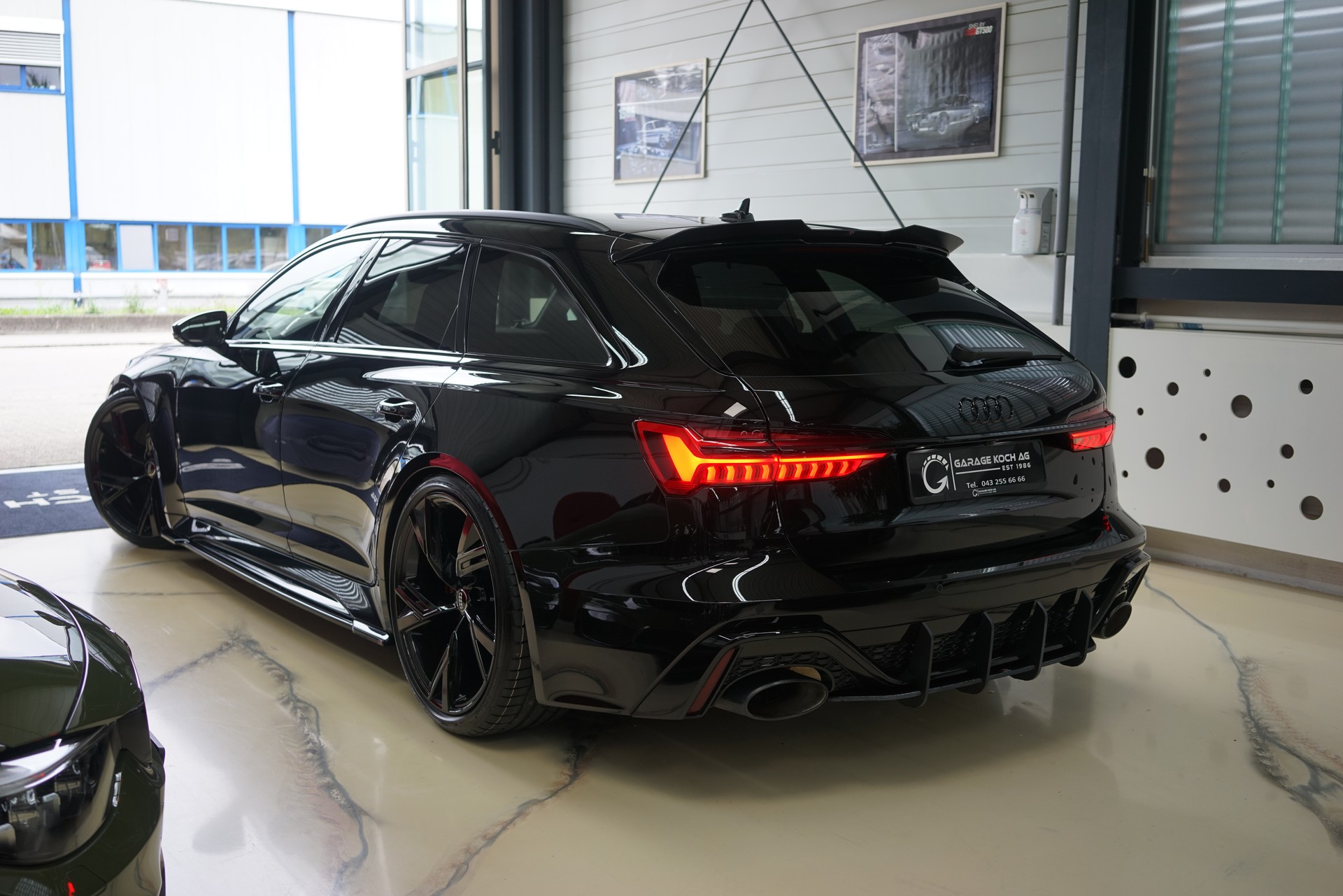 AUDI RS6 Avant 4.0 TFSI V8 quattro-image-4