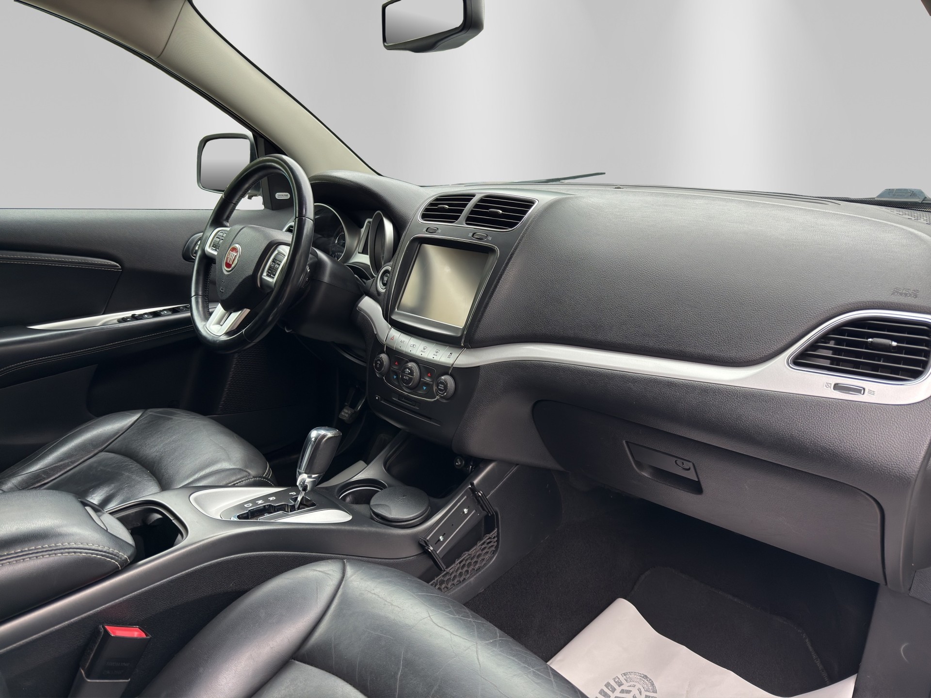 FIAT Freemont 3.6 V6 Lounge AWD Automatic-image-12