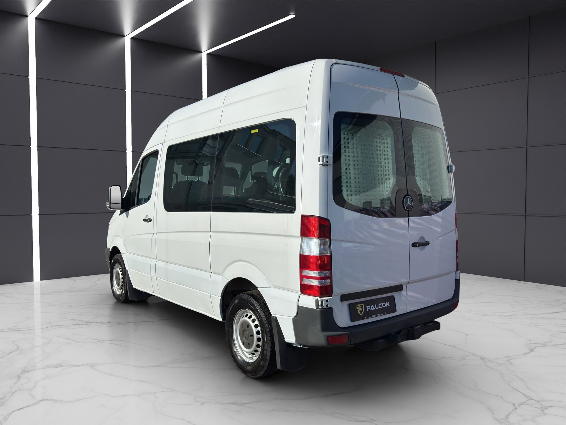 MERCEDES-BENZ Sprinter 315 CDI Hochdach Kompakt mit Rampe-image-4