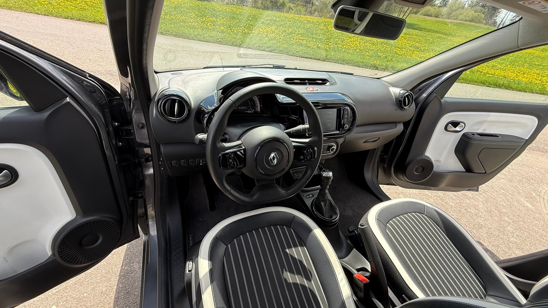 RENAULT Twingo TCe 95 Urban-image-12