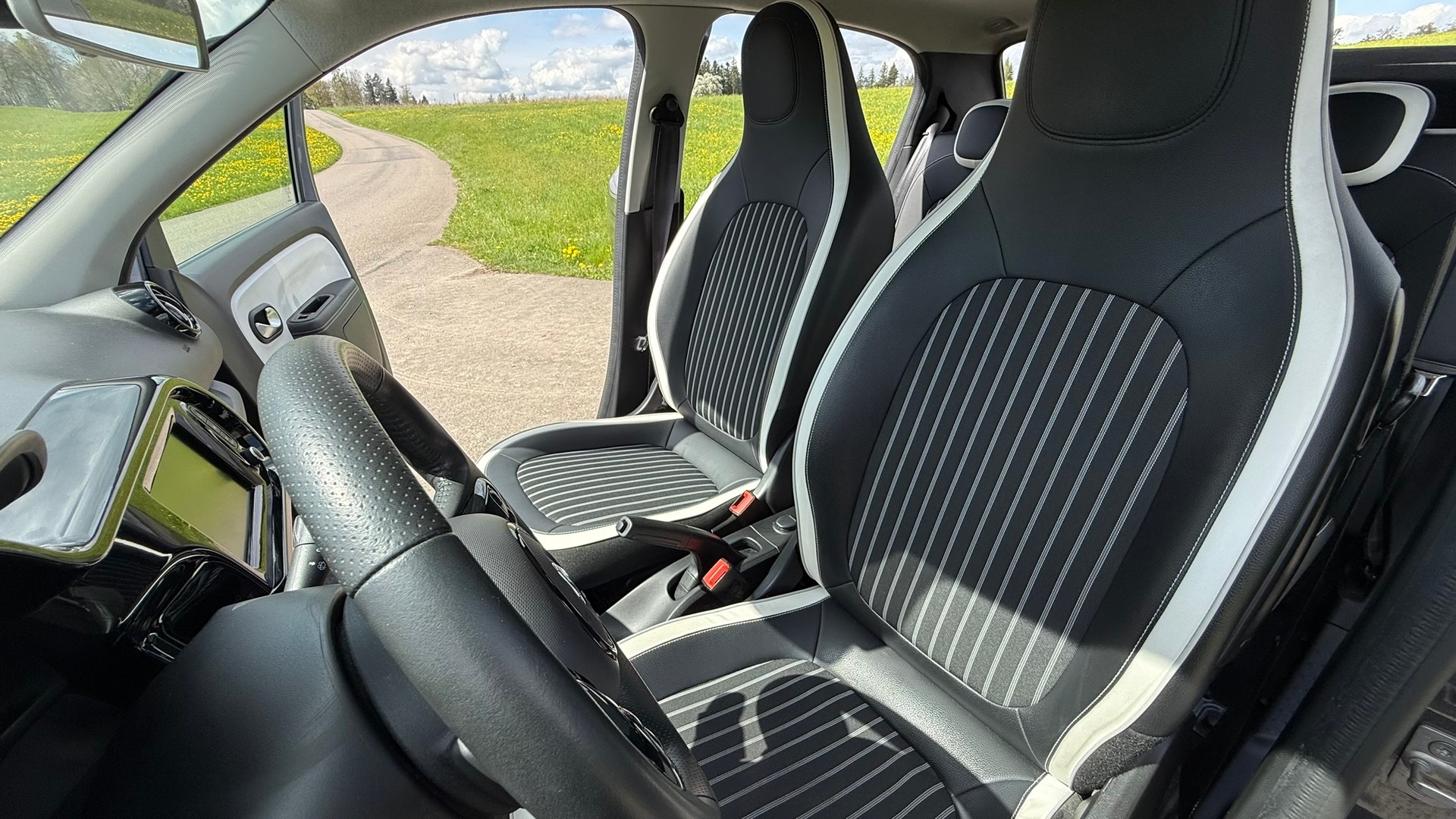 RENAULT Twingo TCe 95 Urban-image-15