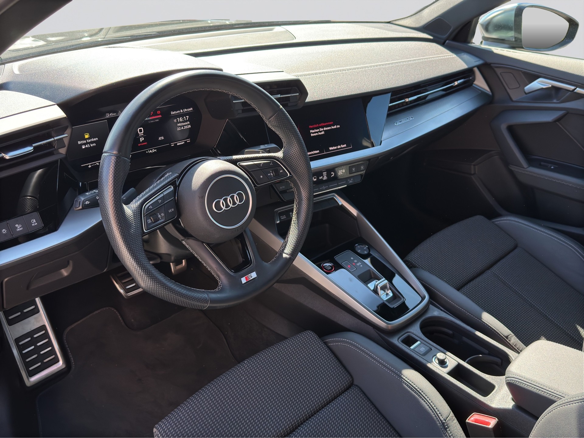 AUDI S3 Limousine 2.0 TFSI quattro S-tronic-image-6