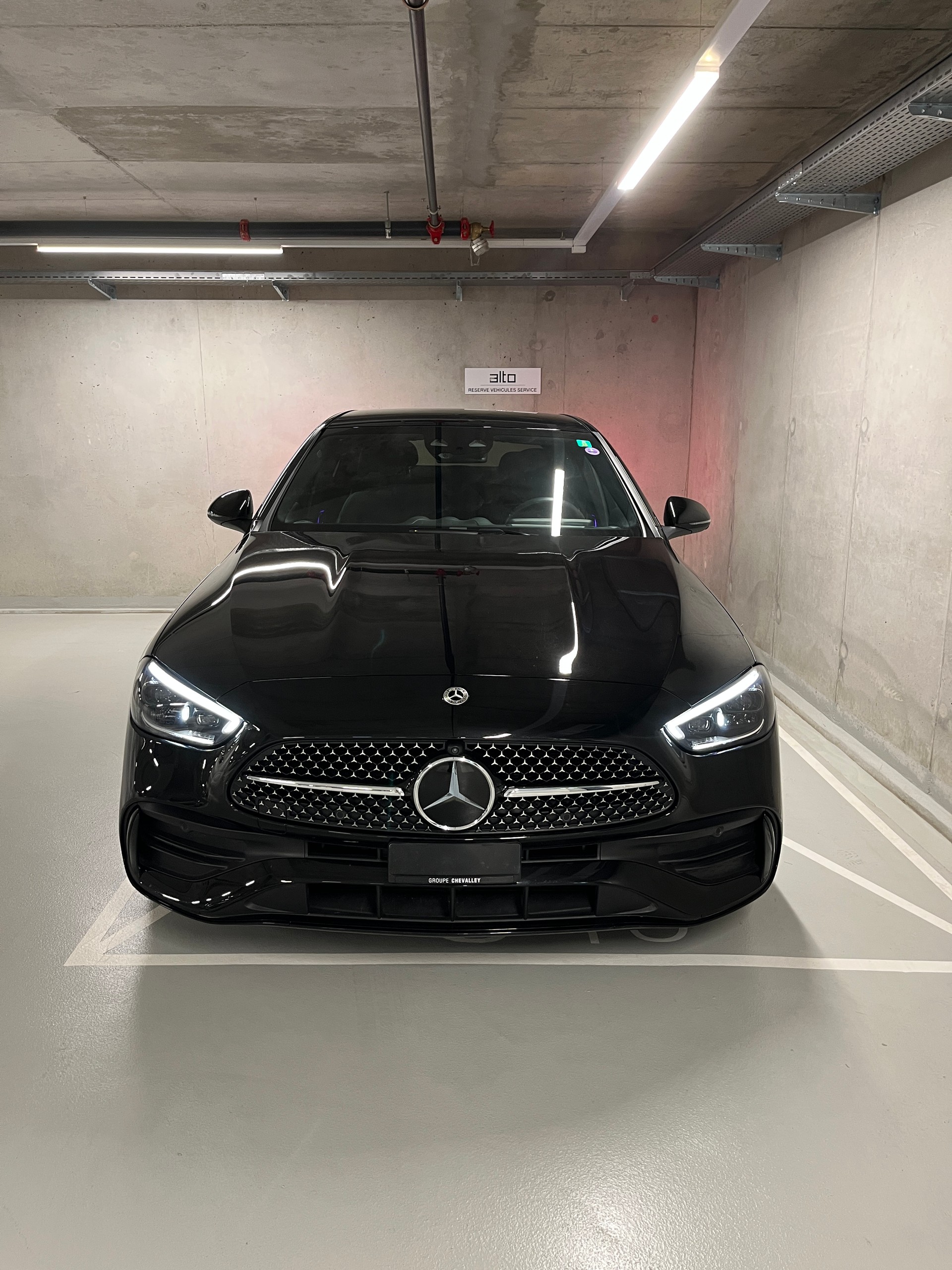 MERCEDES-BENZ C 300 4Matic AMG Line-image-7