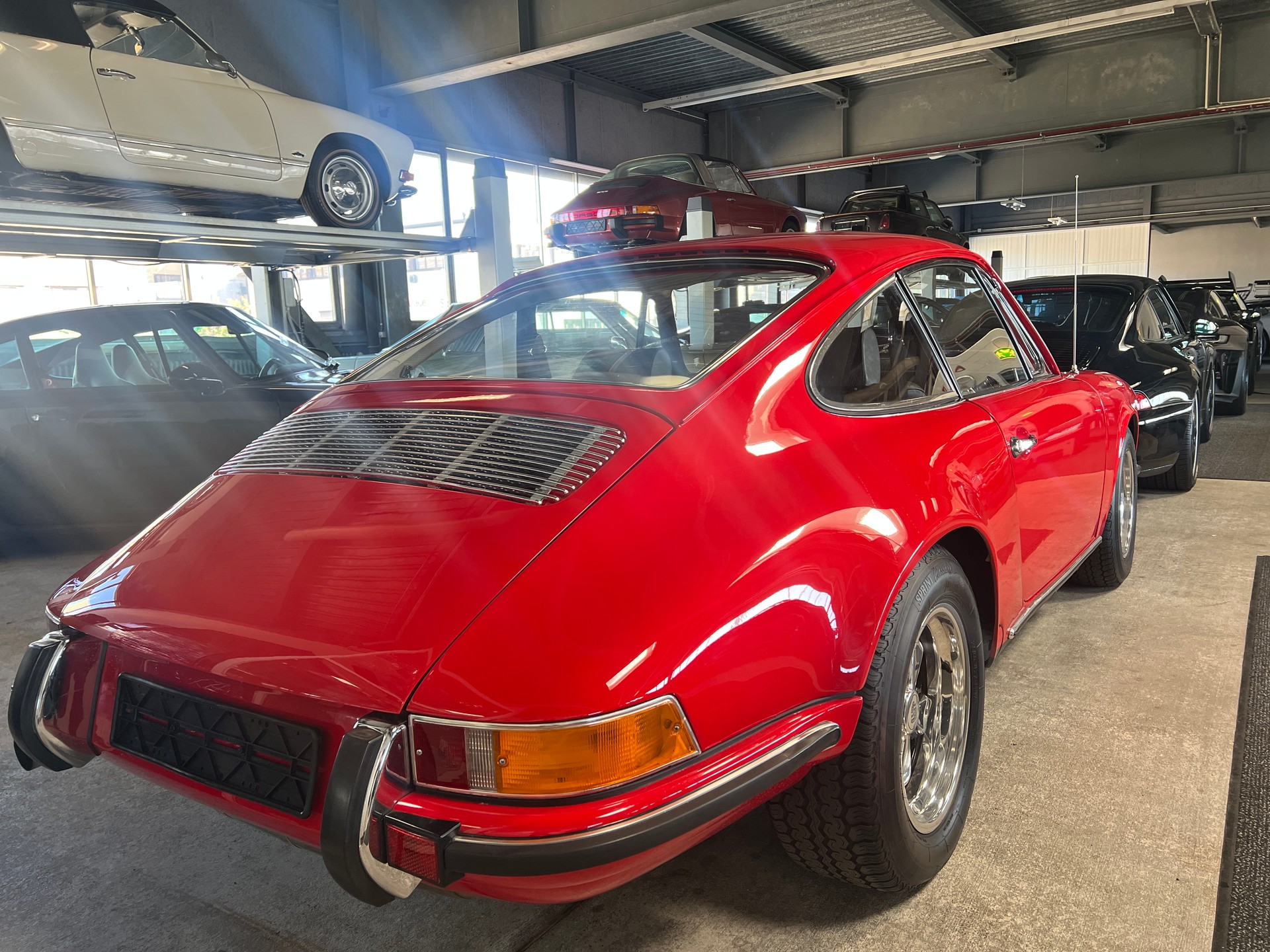 PORSCHE 911 T 2.2 / 2.4 S-Look / Porsche Geburtsurkunde / Veteranengeprüft-image-11
