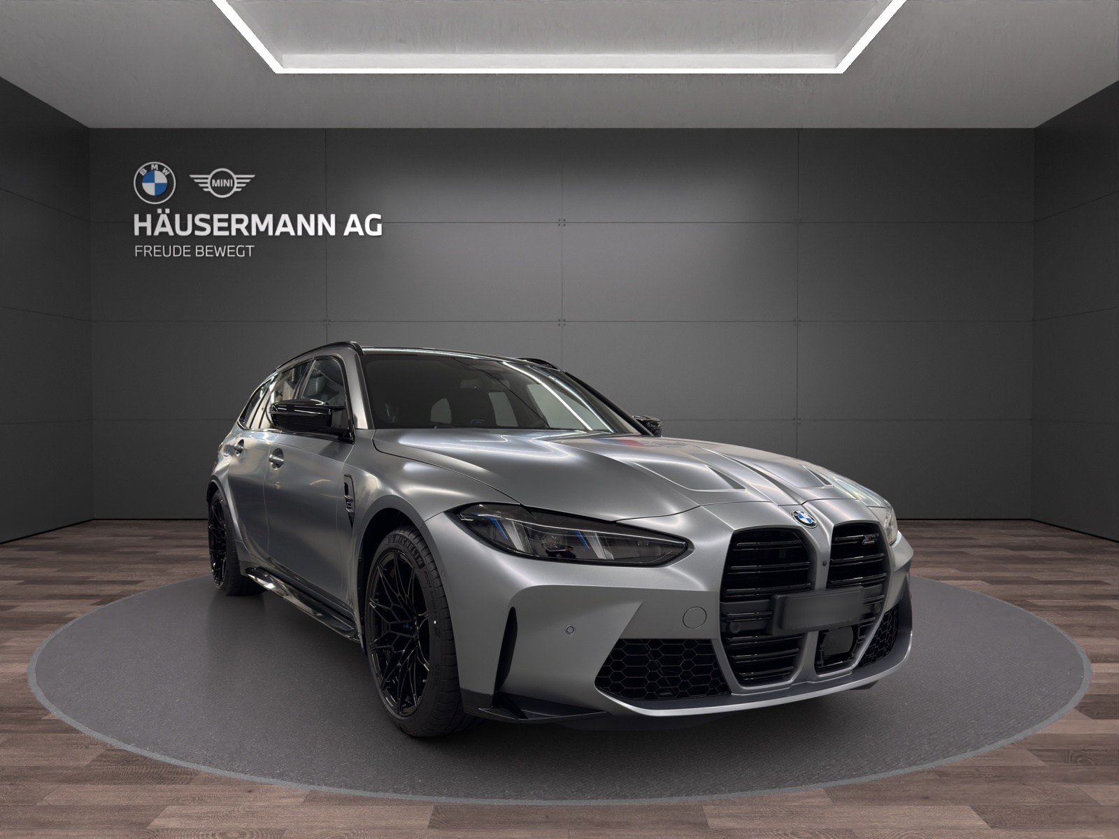 BMW M3 Touring xDrive Competition M-image-2