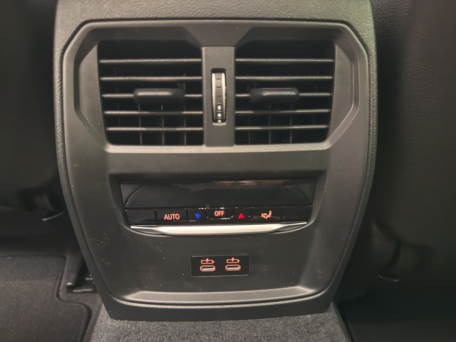 BMW M3 Touring xDrive Competition M-image-20