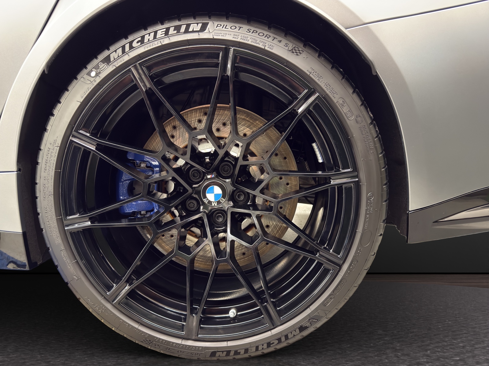 BMW M3 Touring xDrive Competition M-image-9