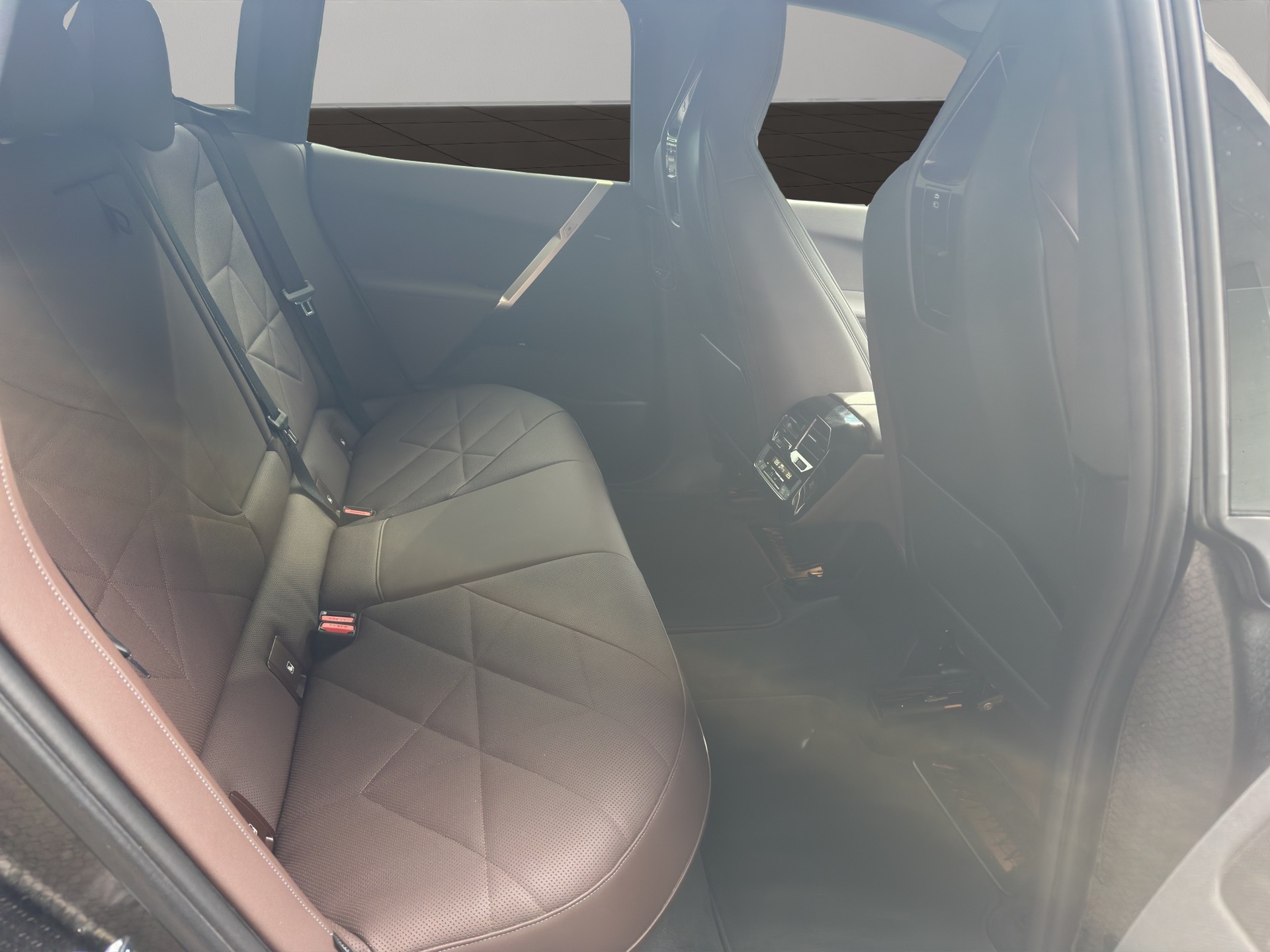 BMW iX xDrive50-image-22