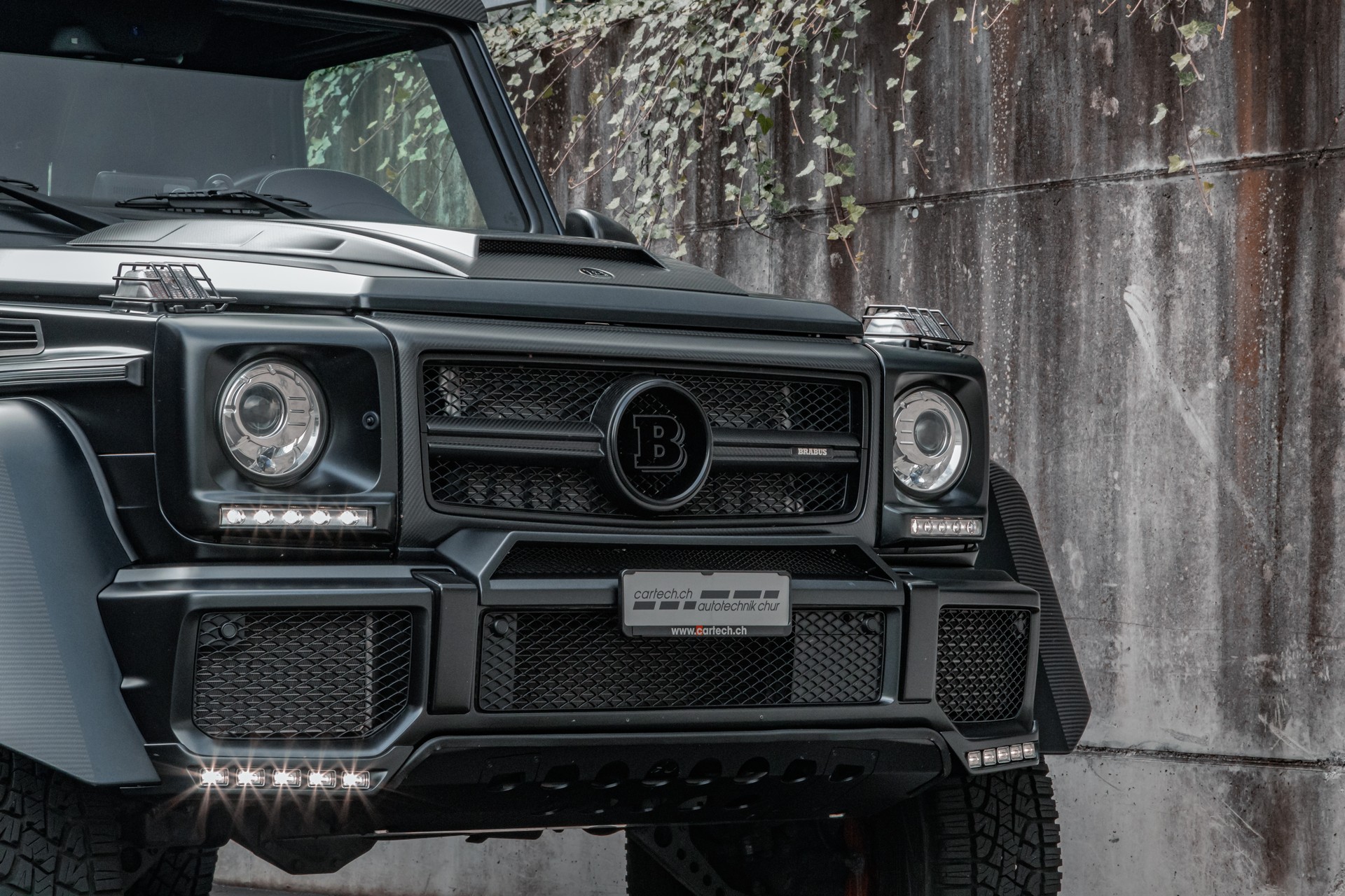 MERCEDES-BENZ G 500 4x42 7G-Tronic-image-16