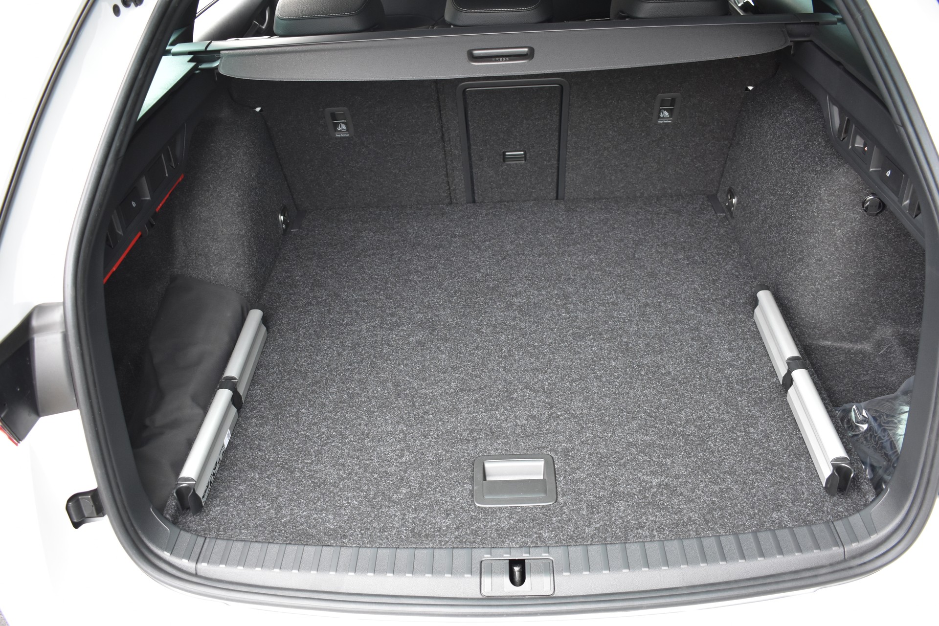 SKODA Octavia Combi 2.0 TSI DSG Sport Line 4x4-image-11