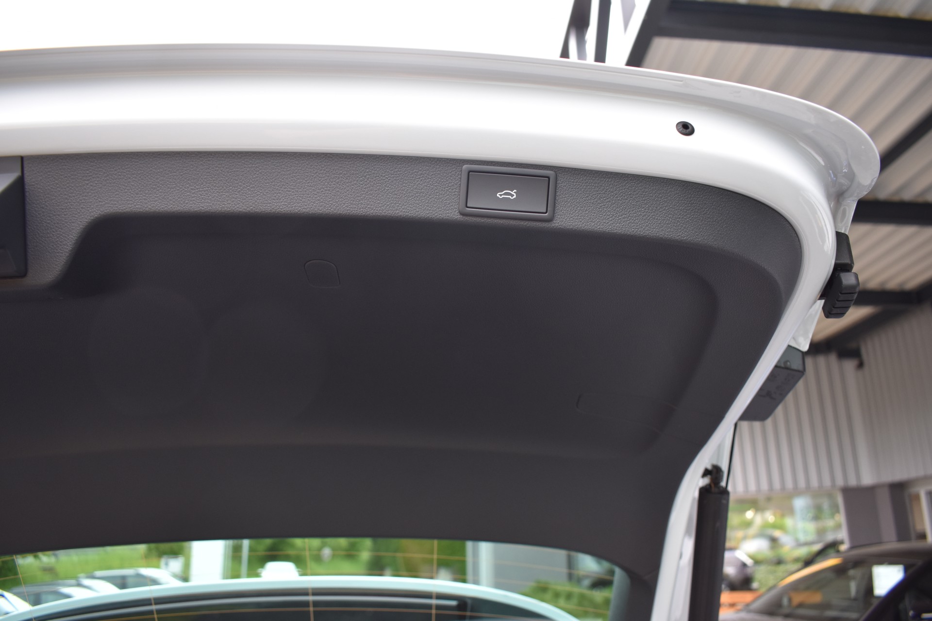 SKODA Octavia Combi 2.0 TSI DSG Sport Line 4x4-image-12