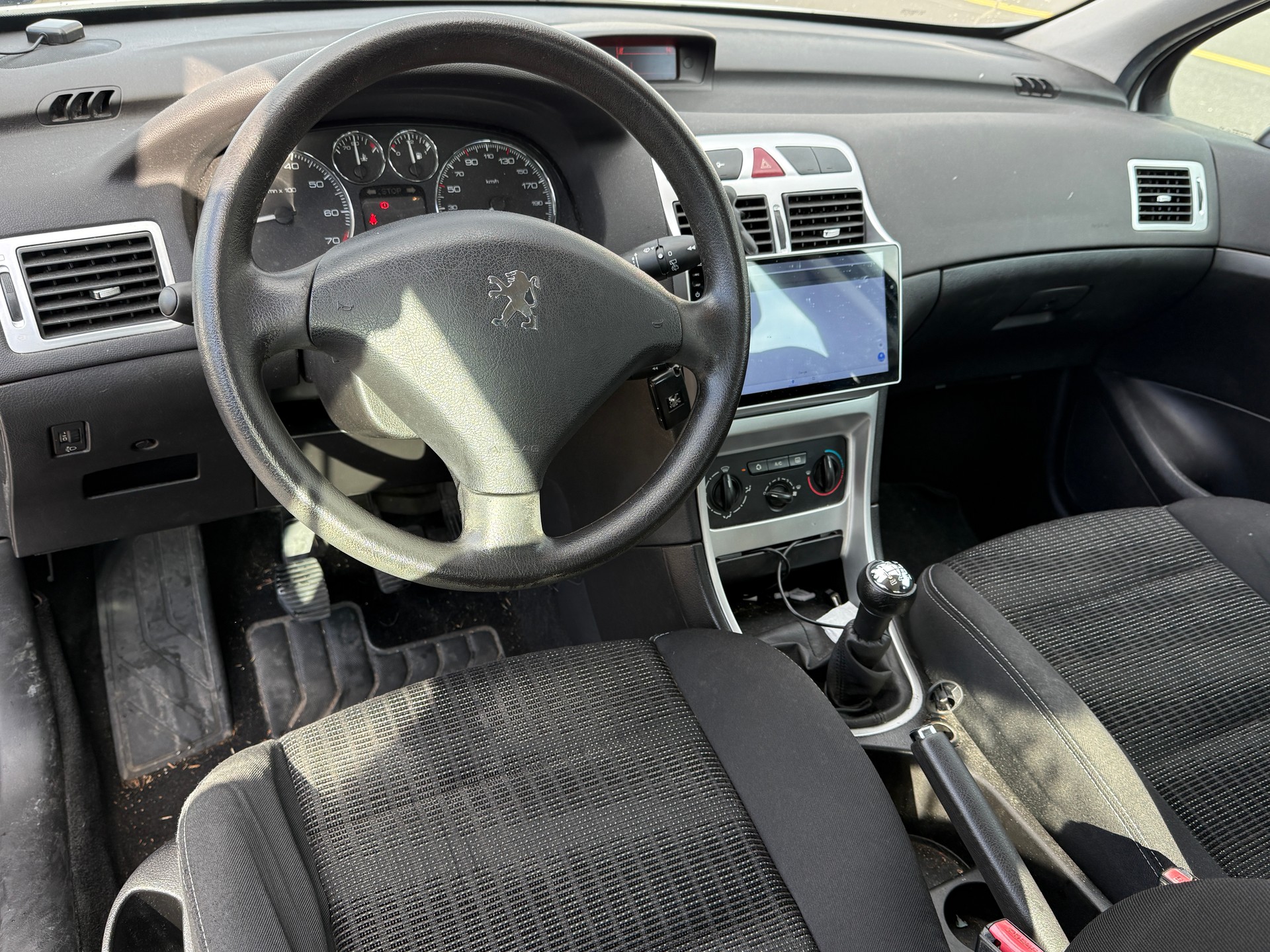 PEUGEOT 307 1.6 16V D.Sign-image-18