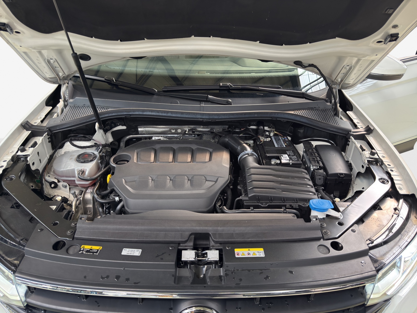 VW Tiguan 2.0TSI Life 4Motion DSG-image-15