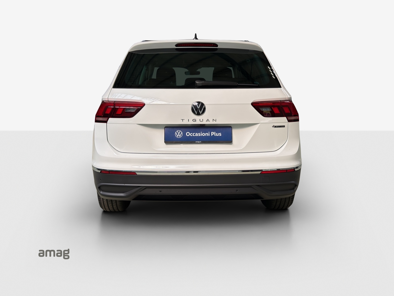 VW Tiguan 2.0TSI Life 4Motion DSG-image-3