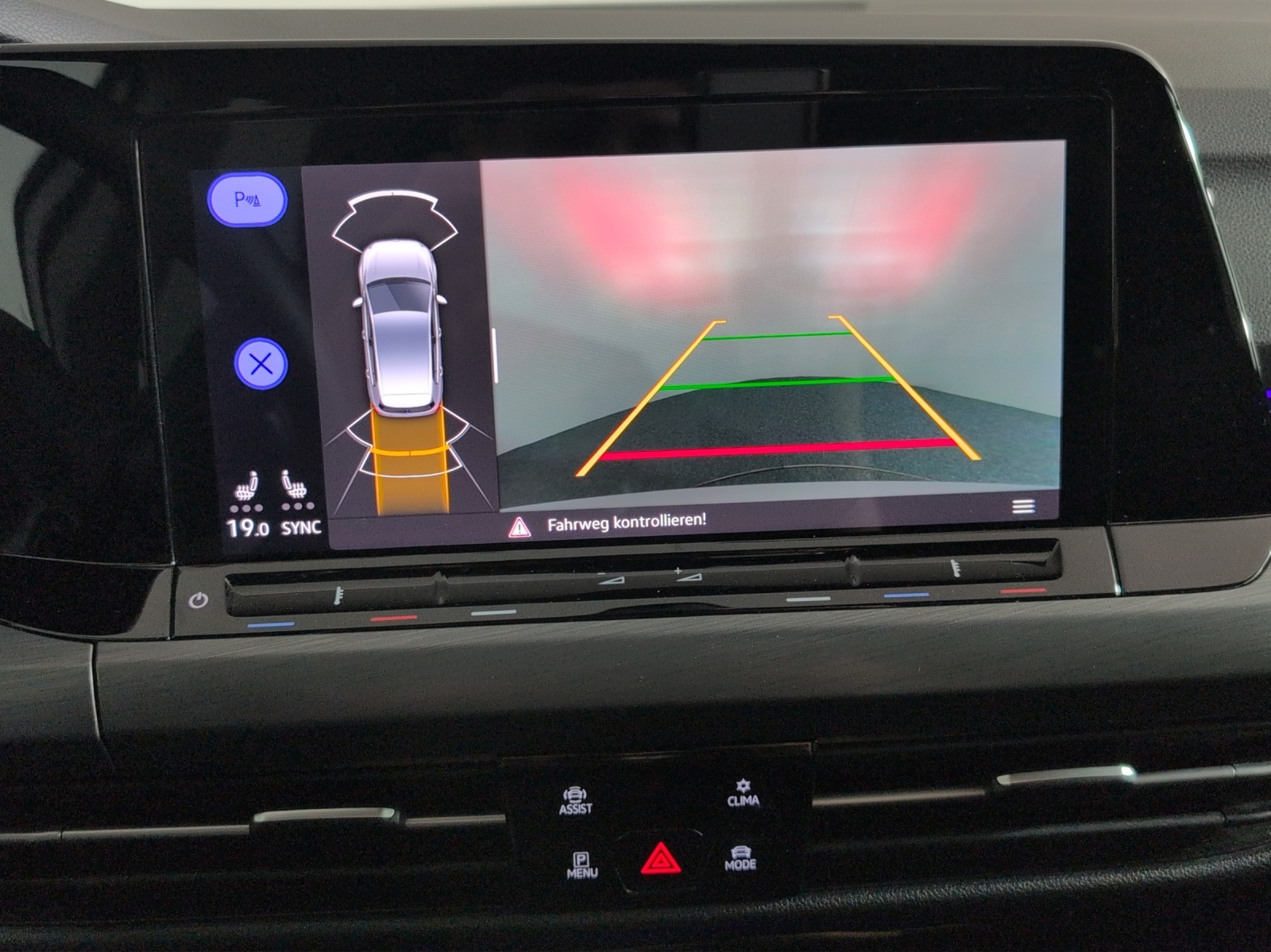 VW Golf 2.0 TSI Style DSG 4 Motion-image-12
