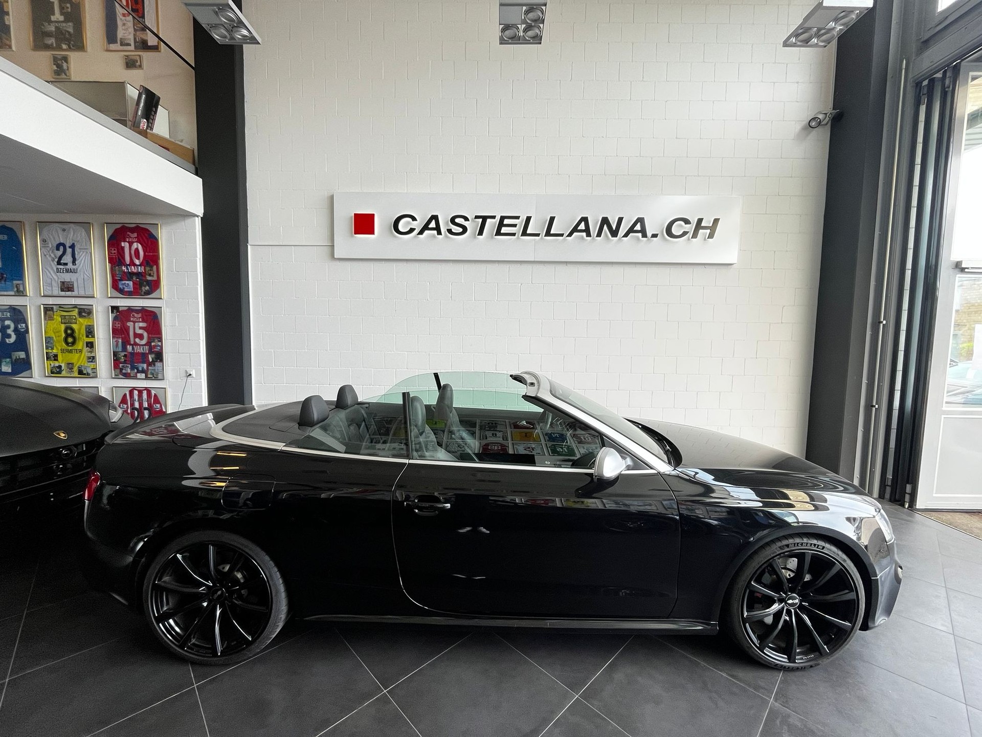 AUDI RS5 Cabrio 4.2 FSI quattro S-tronic-image-5