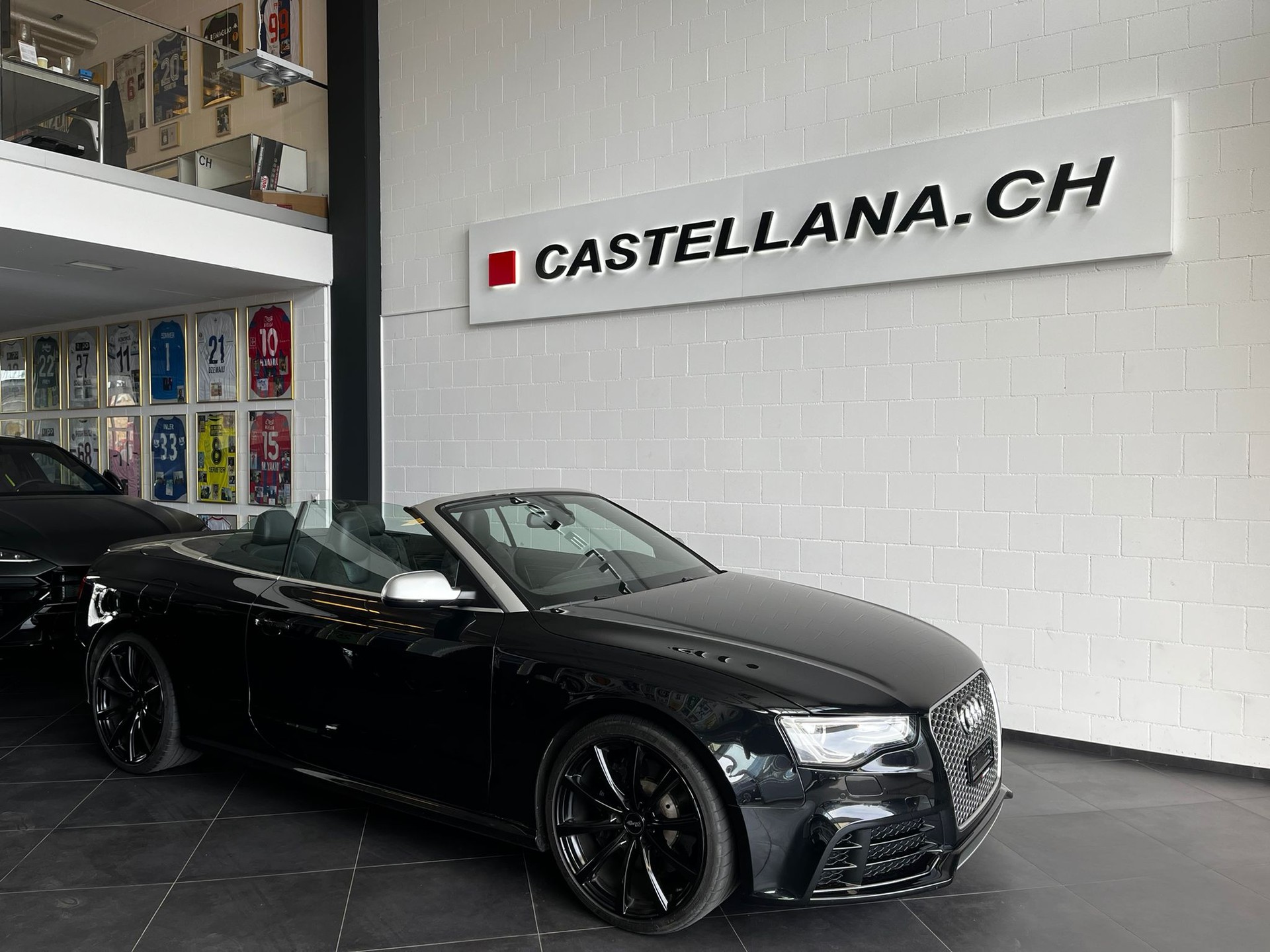 AUDI RS5 Cabrio 4.2 FSI quattro S-tronic