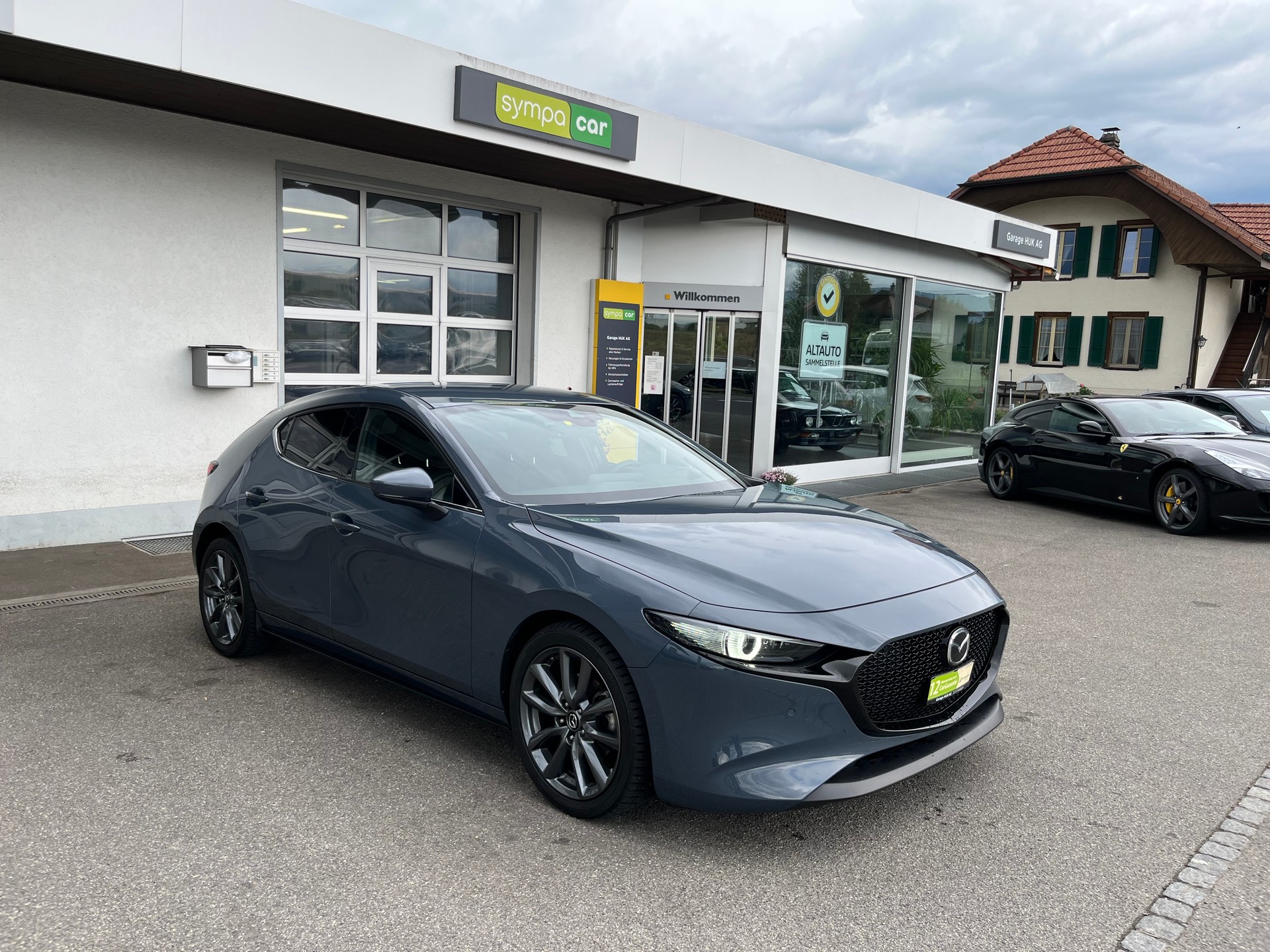 MAZDA 3 Hatchback SKYACTIV-G M Hybrid 122 Ambition+++ANHÄNGERKUPPLUNG+++-image-0