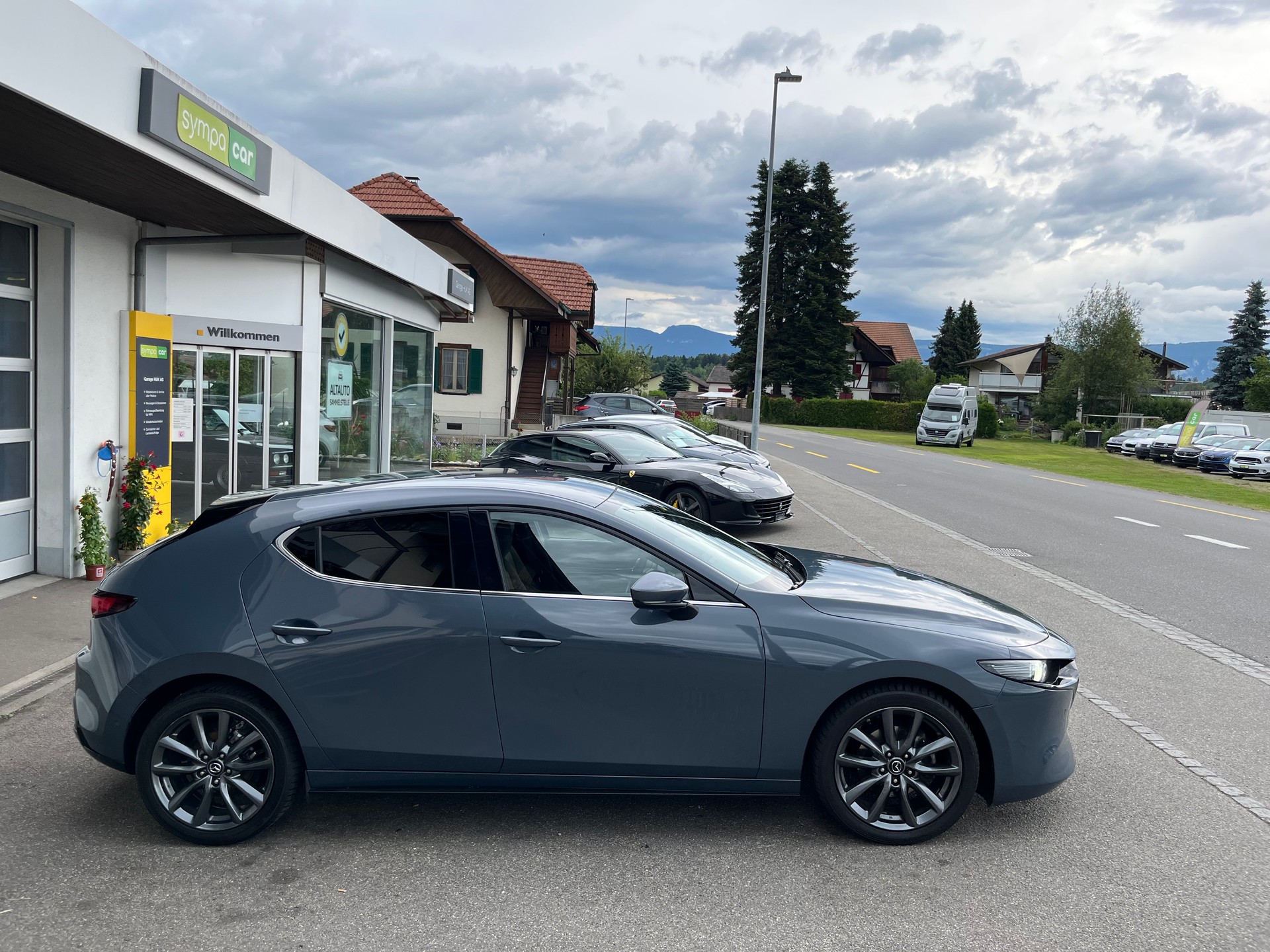 MAZDA 3 Hatchback SKYACTIV-G M Hybrid 122 Ambition+++ANHÄNGERKUPPLUNG+++-image-3
