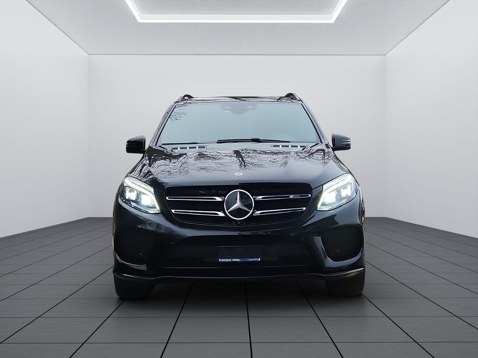 MERCEDES-BENZ GLE 43 AMG Executive 4Matic 9G-Tronic-showroom-element-1