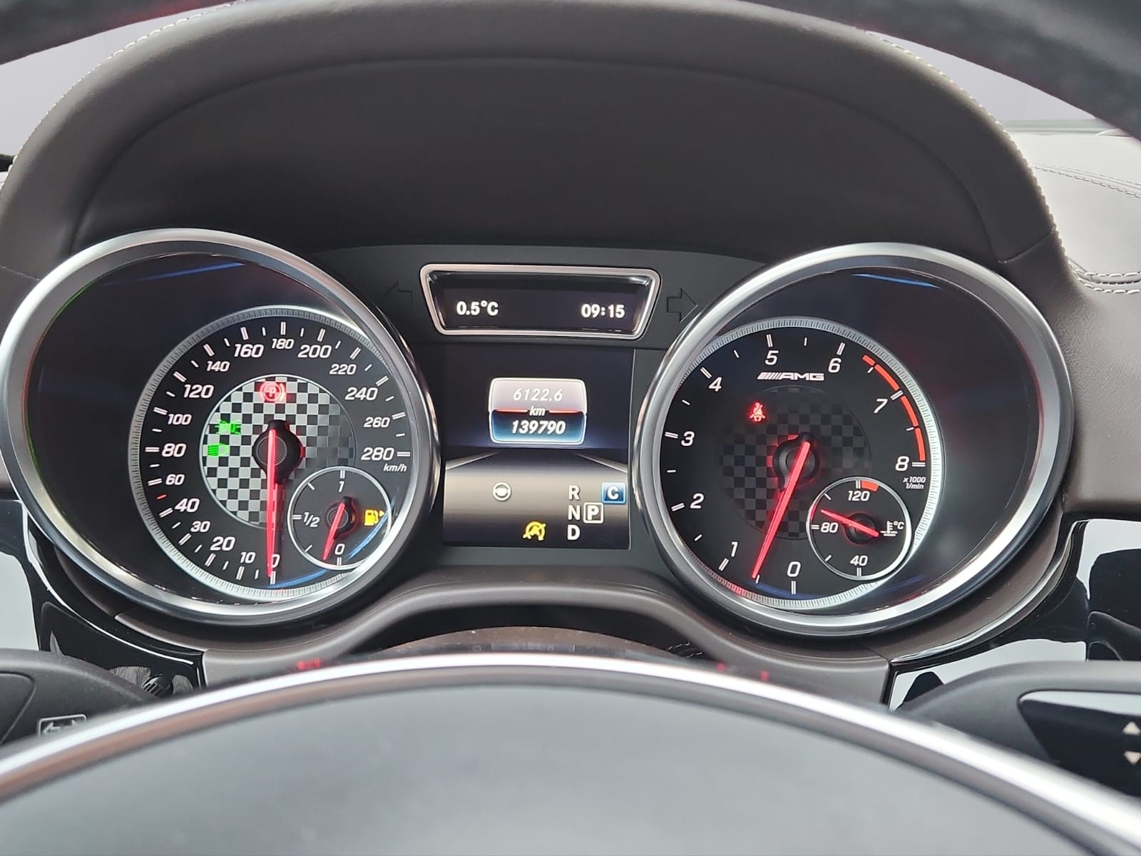 MERCEDES-BENZ GLE 43 AMG Executive 4Matic 9G-Tronic-image-16
