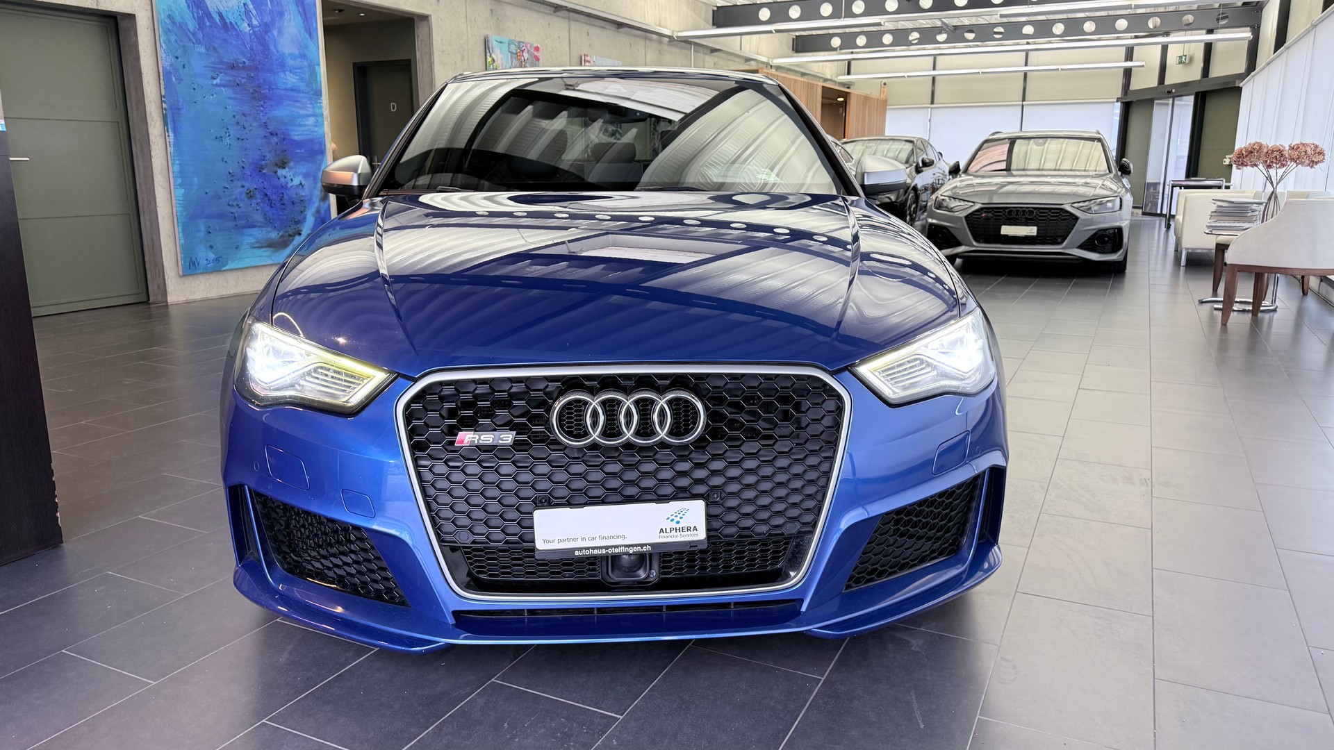 AUDI RS3 Sportback 2.5 T FSI quattro S-Tronic-image-14