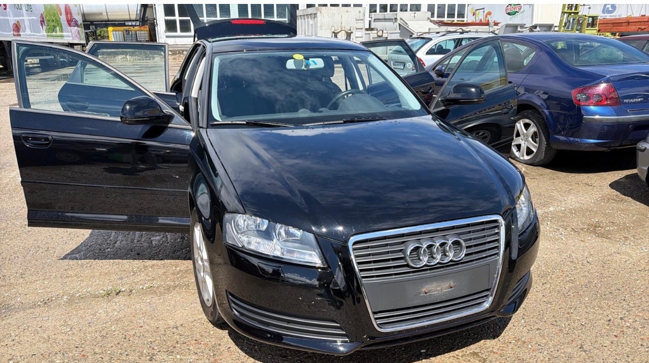AUDI A3 Sportback 1.4 TFSI Ambition-image-1