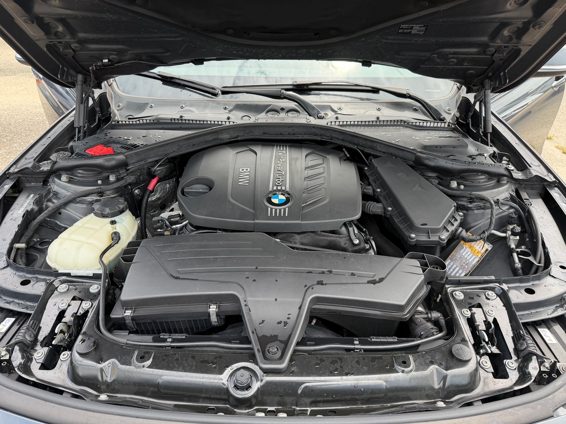 BMW 325d Steptronic-image-12