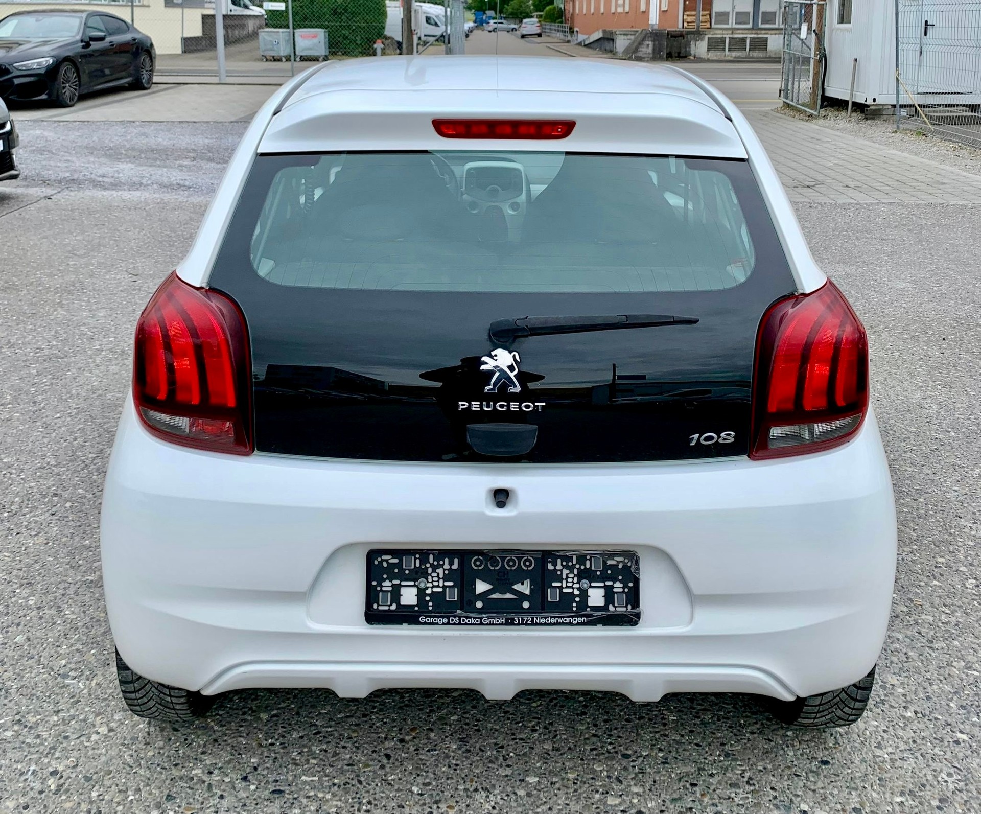 PEUGEOT 108 e-1.0 VTi Stop&Start Active Top (Klima * Radio CD * Multilenkrad * BO5)-image-1