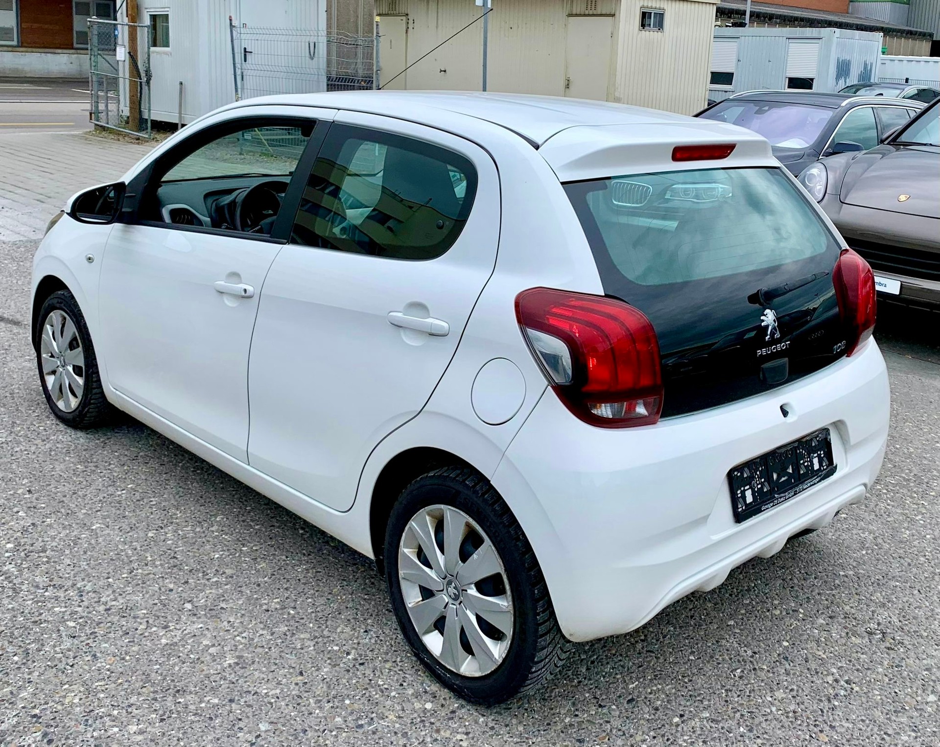PEUGEOT 108 e-1.0 VTi Stop&Start Active Top (Klima * Radio CD * Multilenkrad * BO5)-image-4