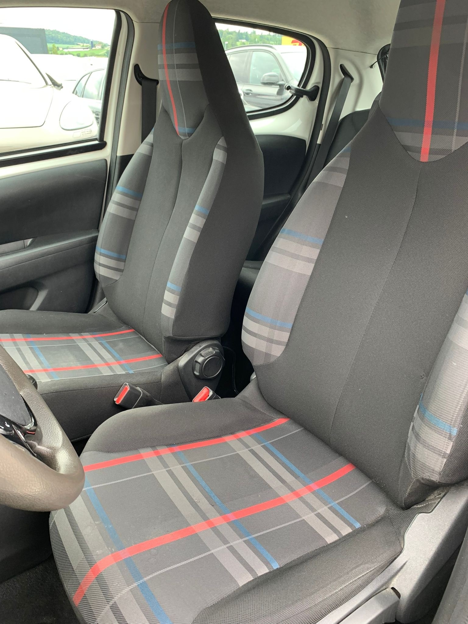 PEUGEOT 108 e-1.0 VTi Stop&Start Active Top (Klima * Radio CD * Multilenkrad * BO5)-image-13