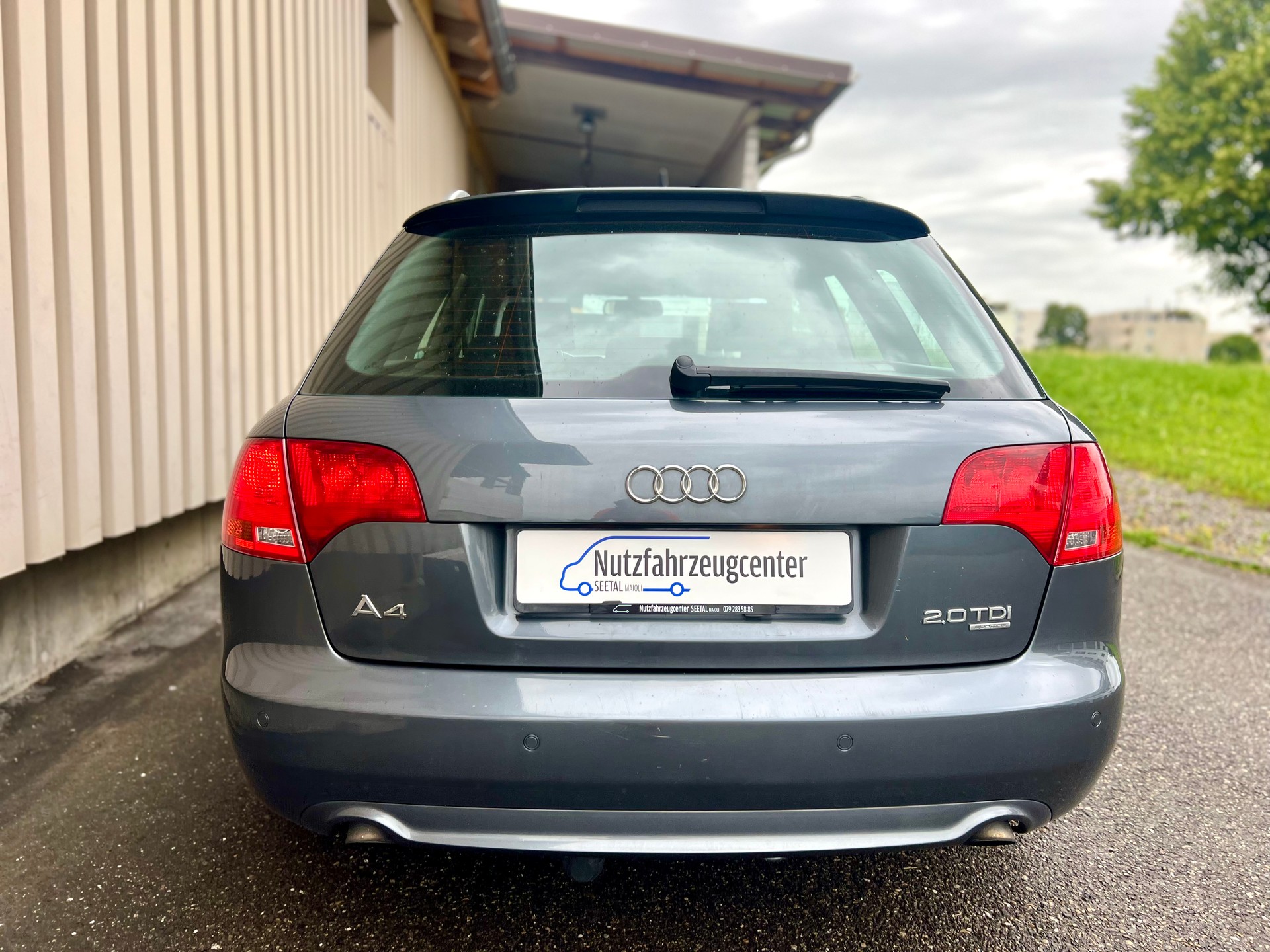 AUDI A4 Avant 2.0 TDI quattro by Nutzfahrzeugcenter Seetal-image-7