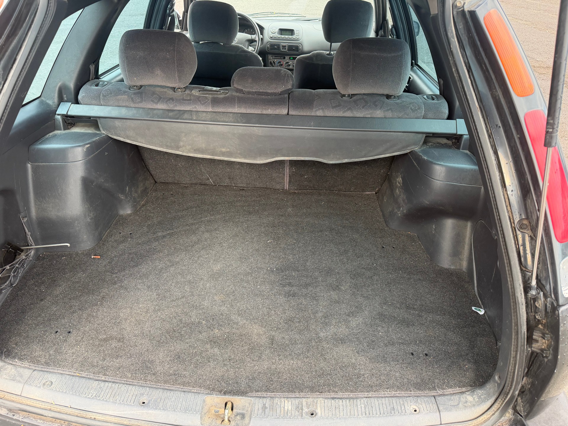 TOYOTA Corolla Sportswagon 1.8 LineaSol Mountain 4WD-image-9