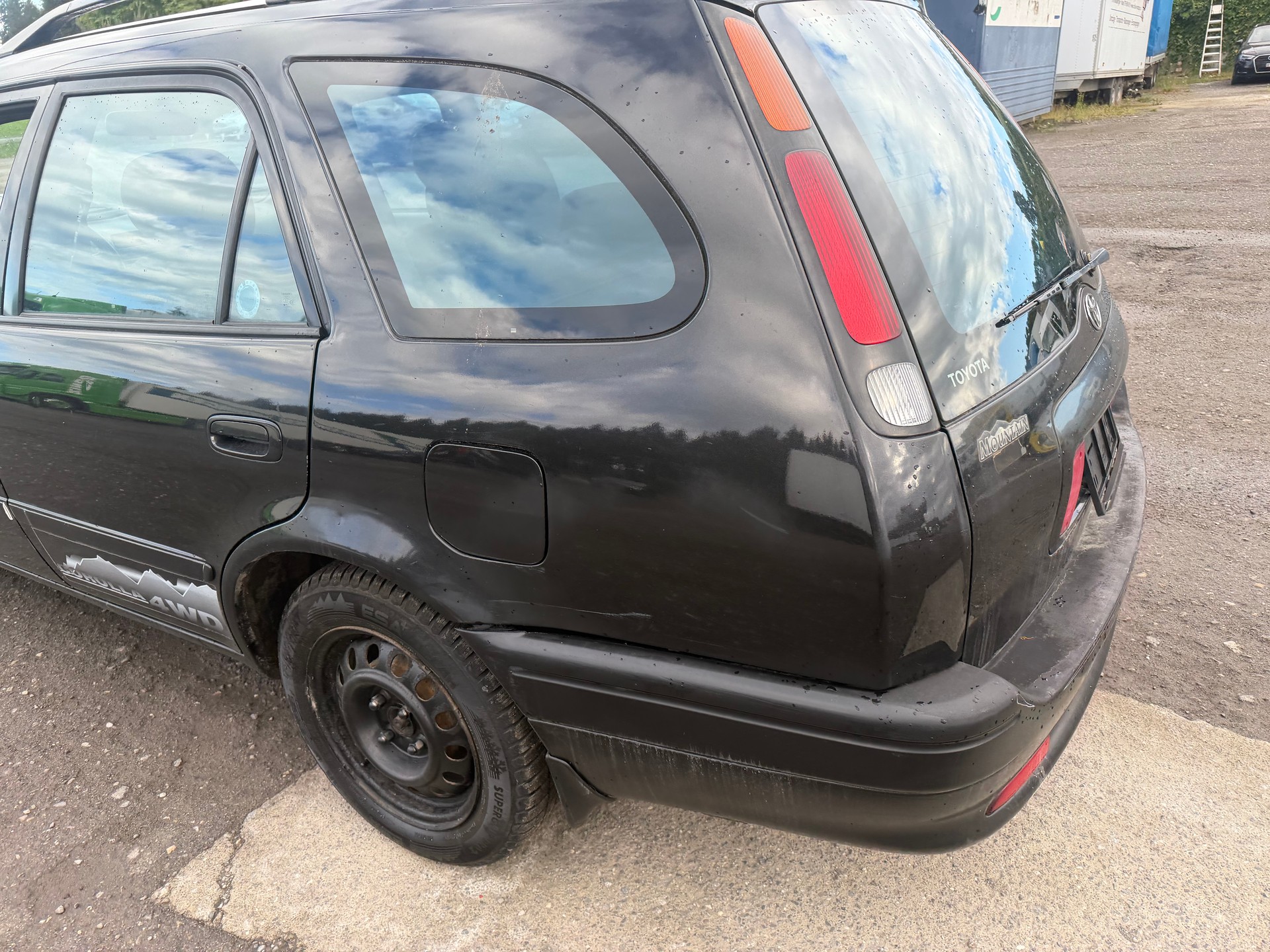 TOYOTA Corolla Sportswagon 1.8 LineaSol Mountain 4WD-image-12