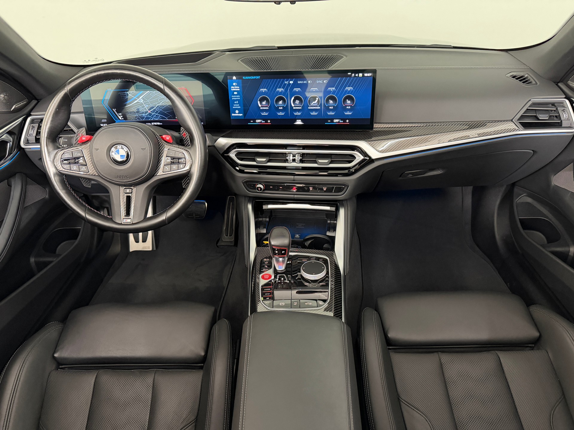BMW M4 Cabrio Competition M xDrive-image-10