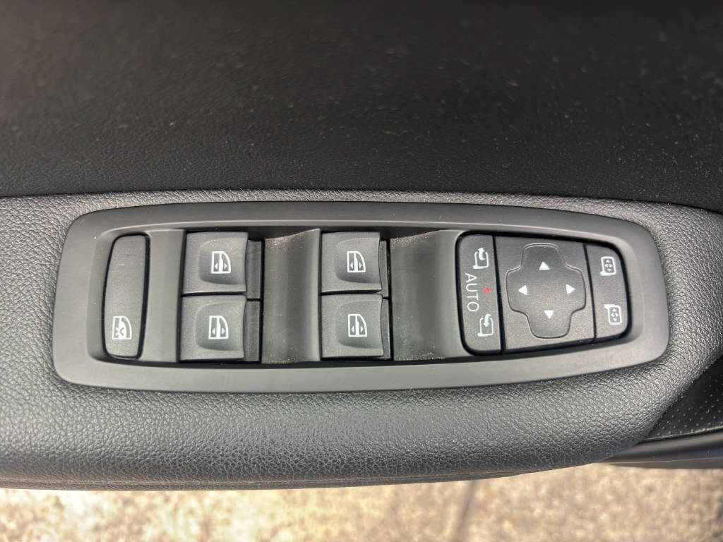 RENAULT Mégane Grandtour 1.6 TCe 205 GT-image-13