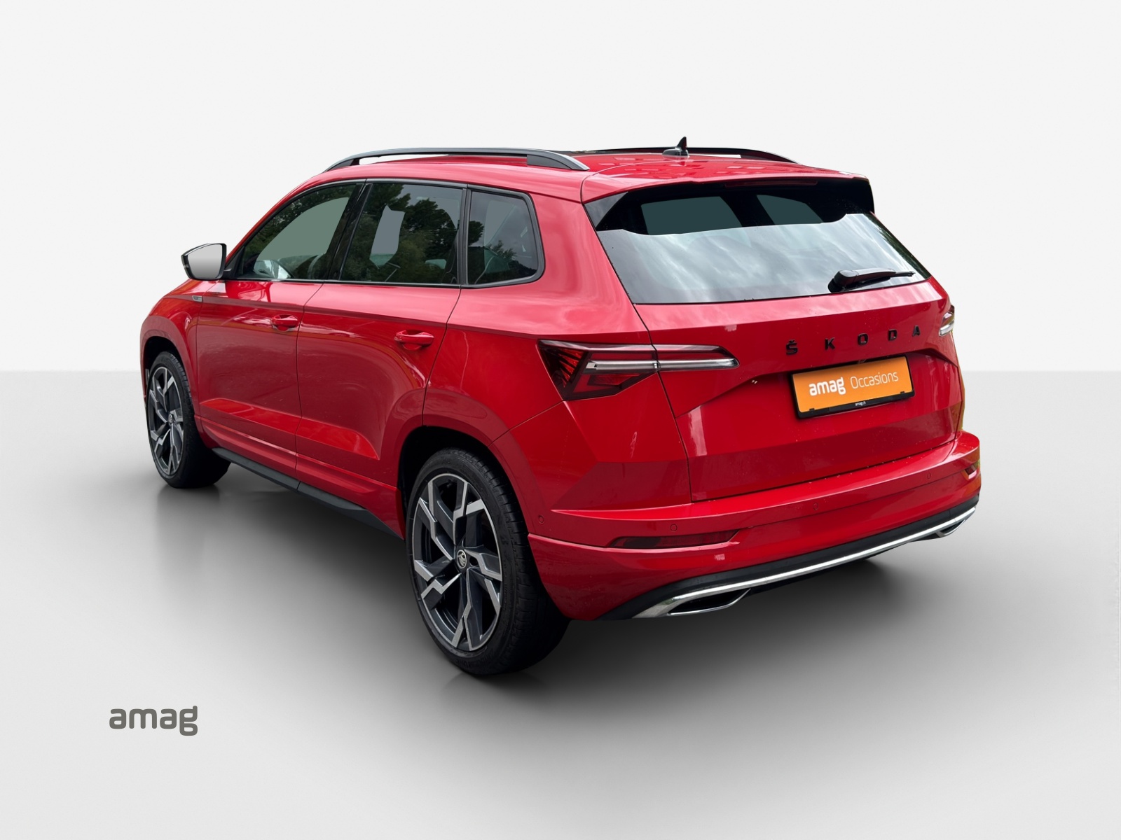 SKODA Karoq 2.0 TSI SportLine 4x4 DSG-image-2