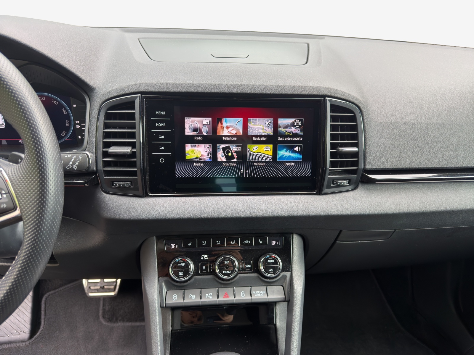 SKODA Karoq 2.0 TSI SportLine 4x4 DSG-image-10