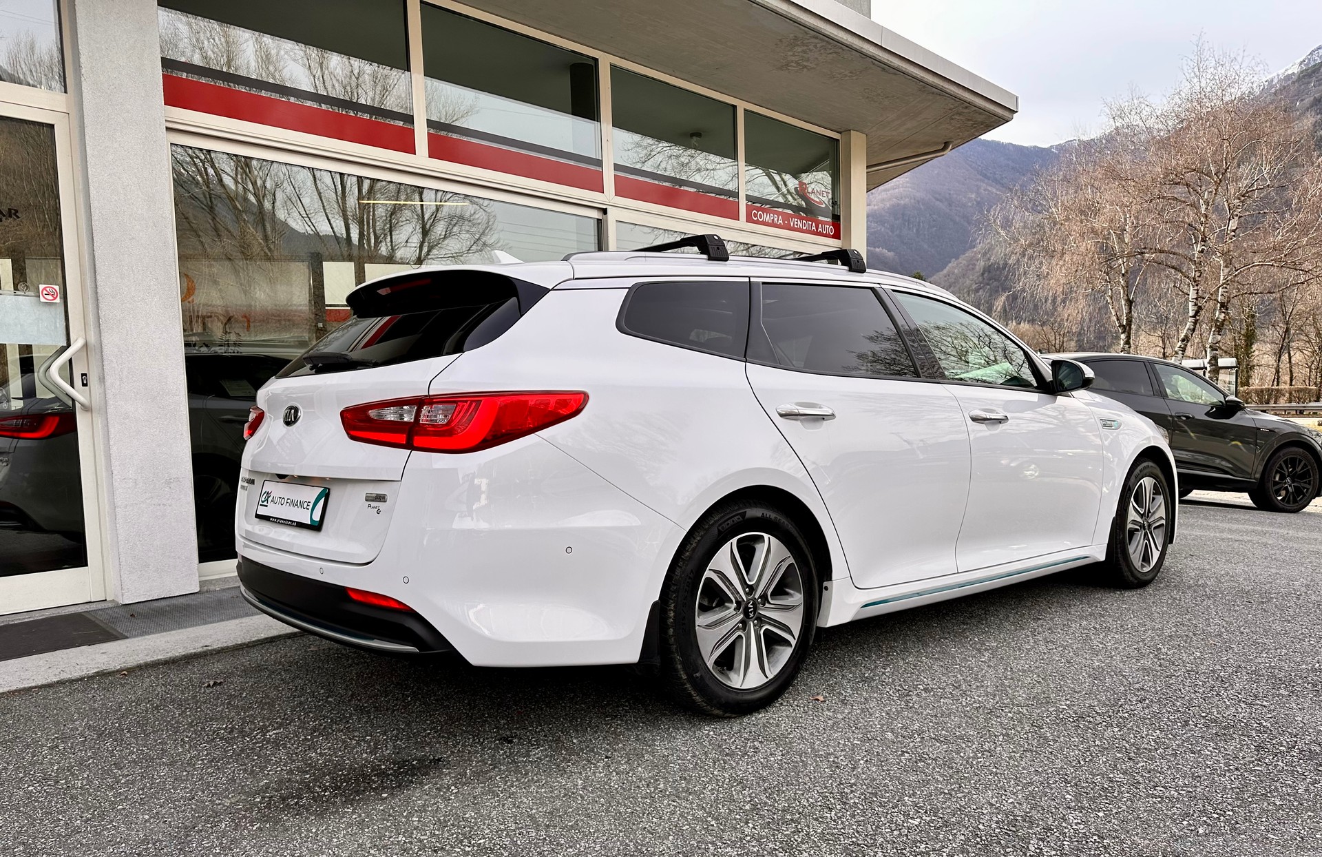 KIA Optima SW 2.0 T-GDI Plug-in Hybrid Automat-image-9