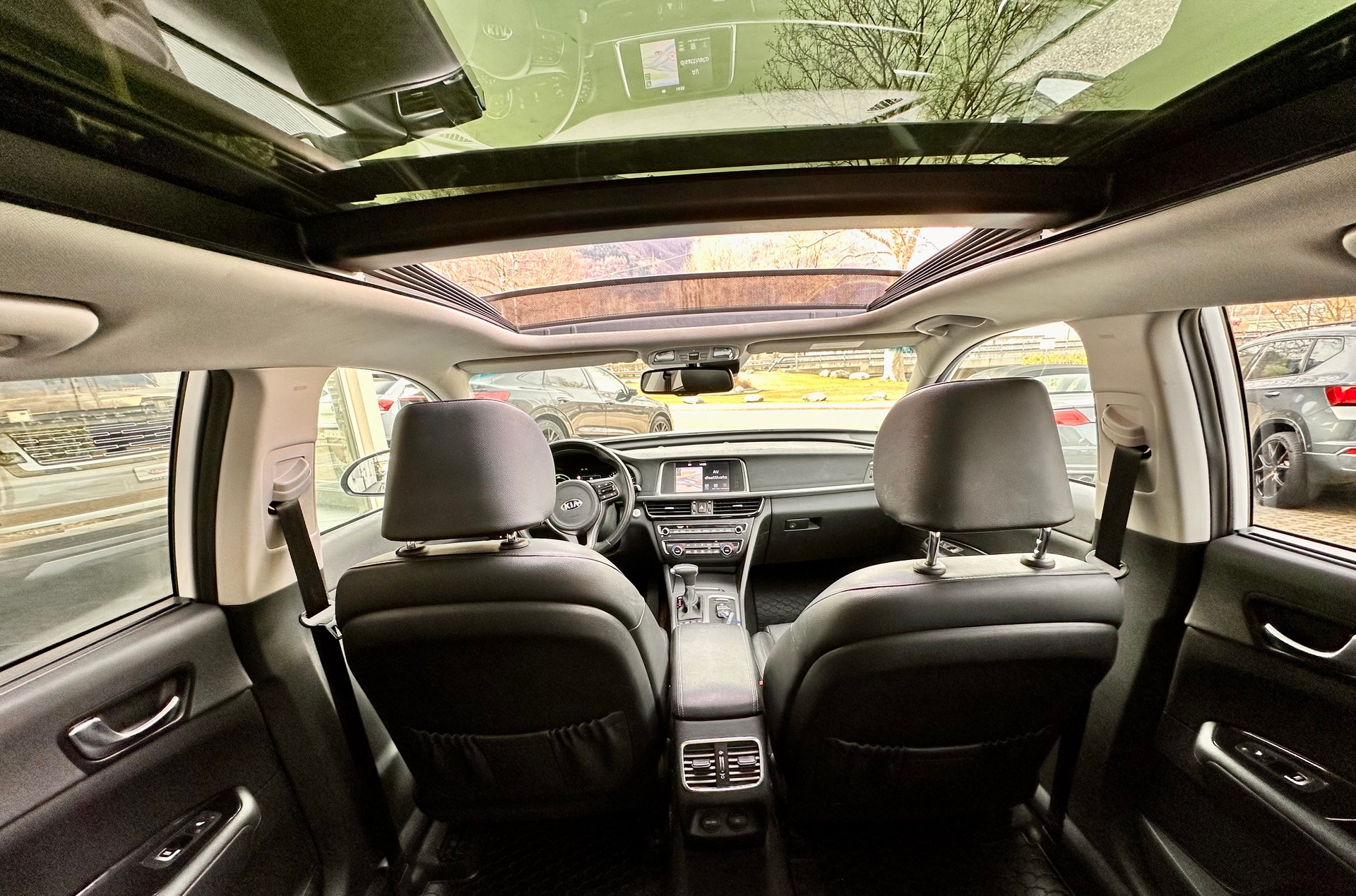KIA Optima SW 2.0 T-GDI Plug-in Hybrid Automat-image-16