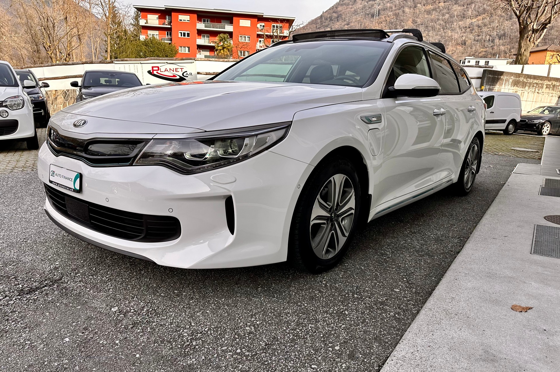 KIA Optima SW 2.0 T-GDI Plug-in Hybrid Automat-image-0