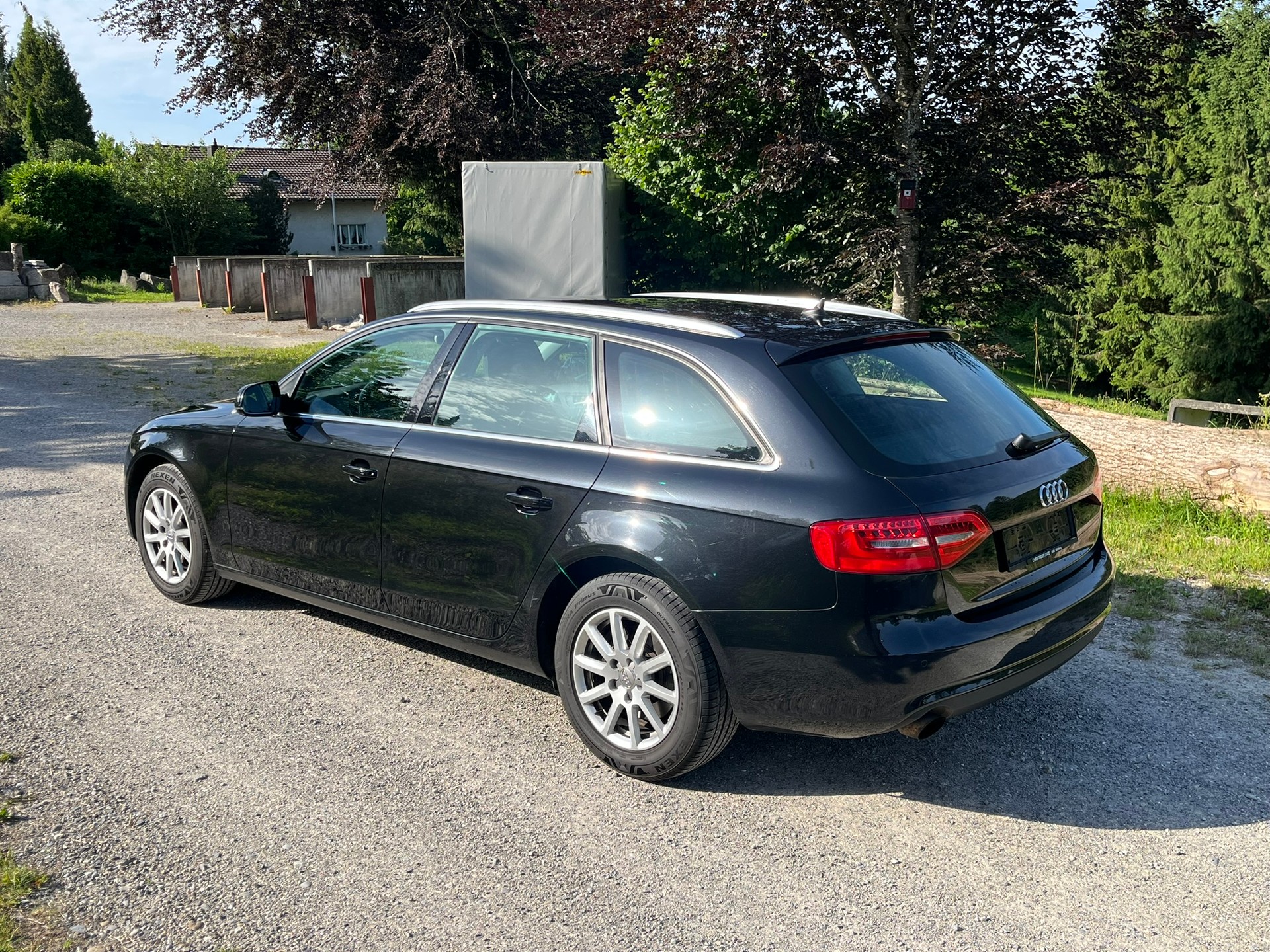 AUDI A4 Avant 1.8 TFSI multitronic-image-1