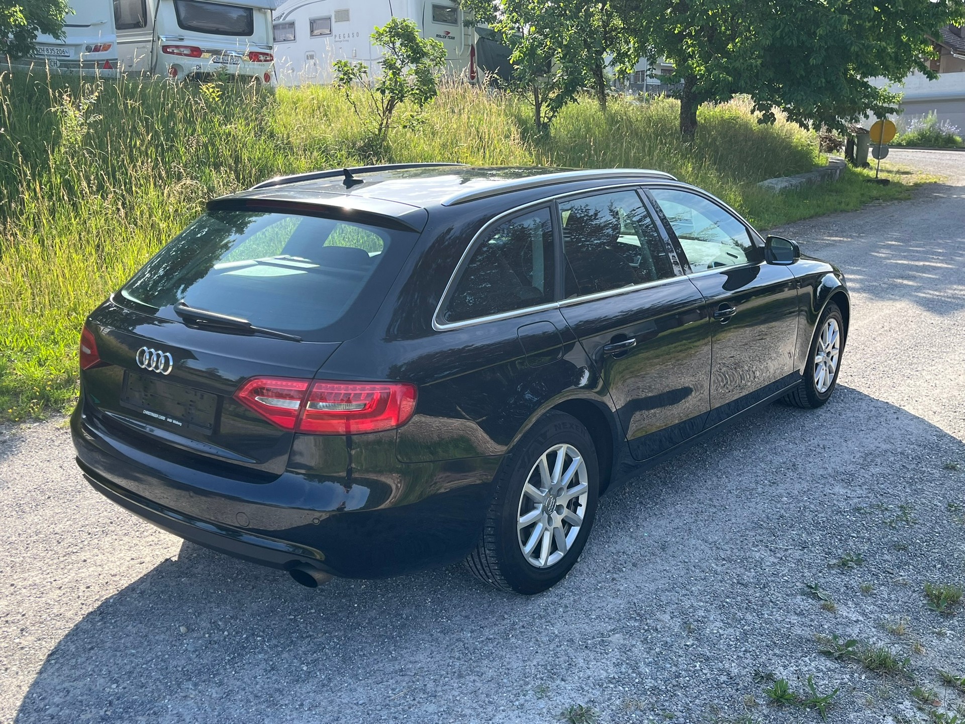 AUDI A4 Avant 1.8 TFSI multitronic-image-2