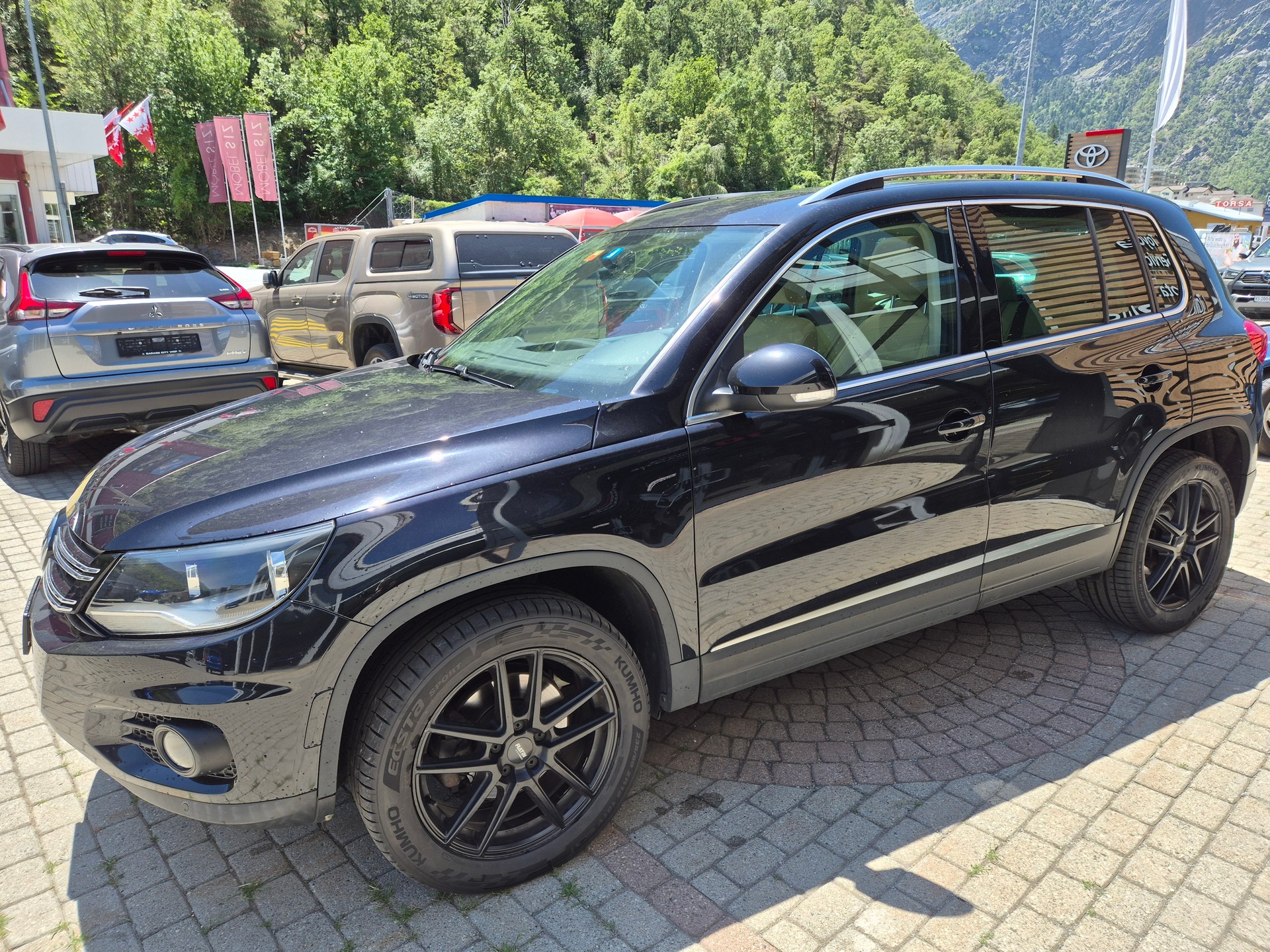 VW Tiguan 2.0 TSI Sport&Style DSG-image-1