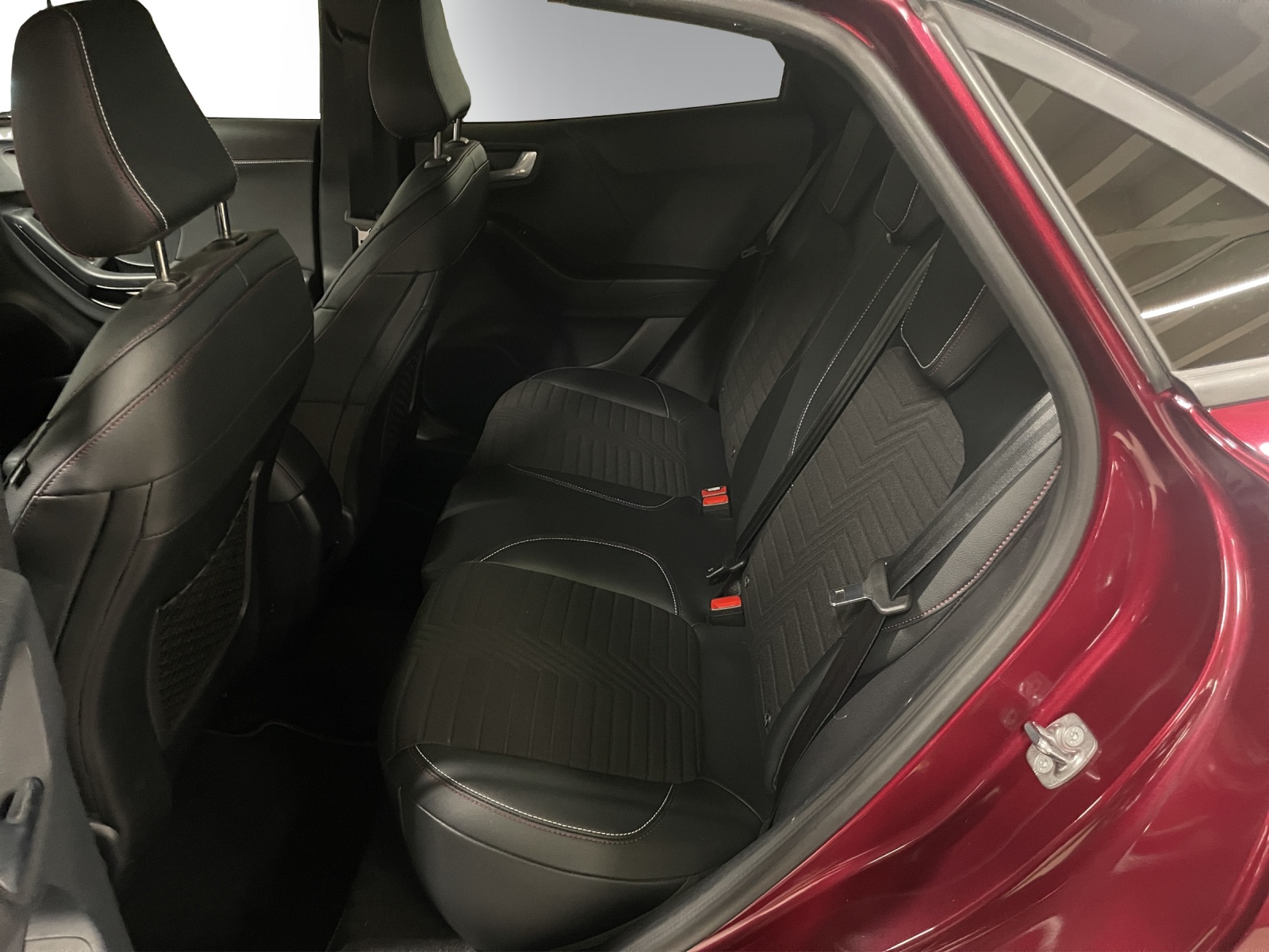 FORD Puma 1.0MHEV Vivit Ruby A-image-9