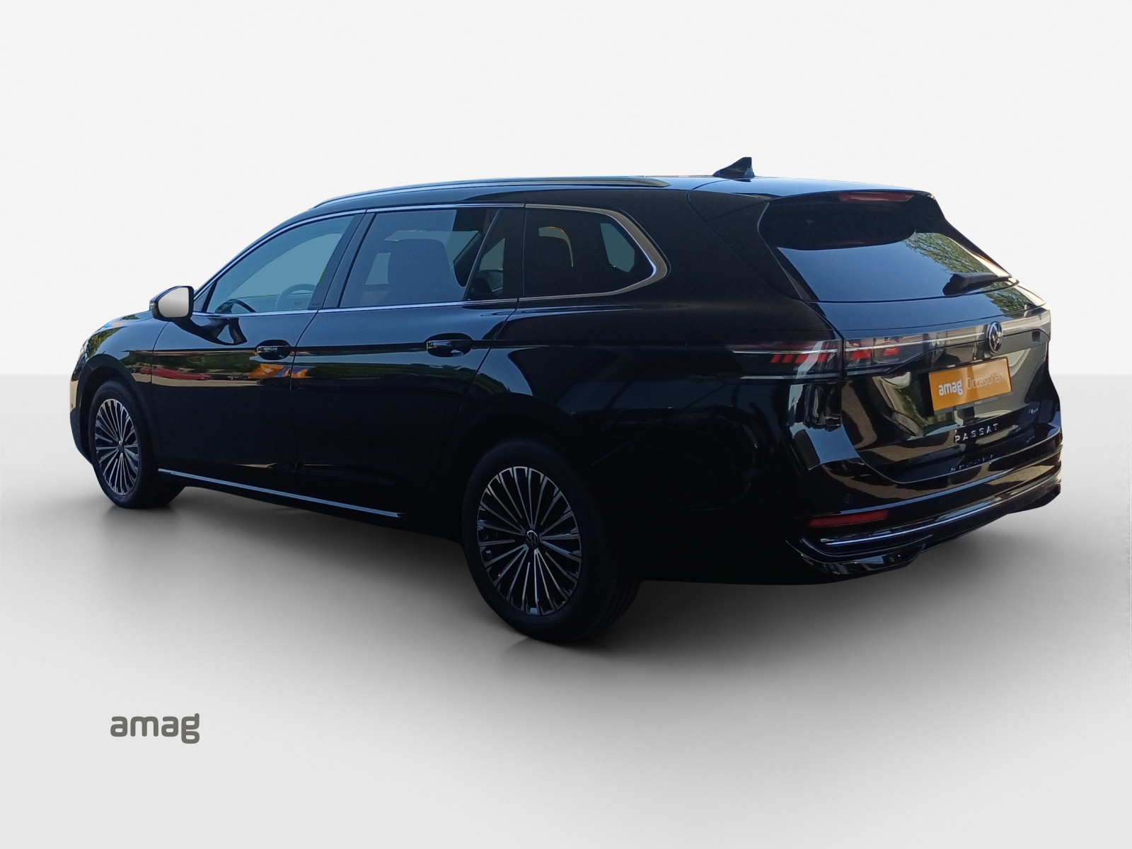 VW Passat Variant 2.0 TDI evo Elegance 4 Motion DSG-image-2